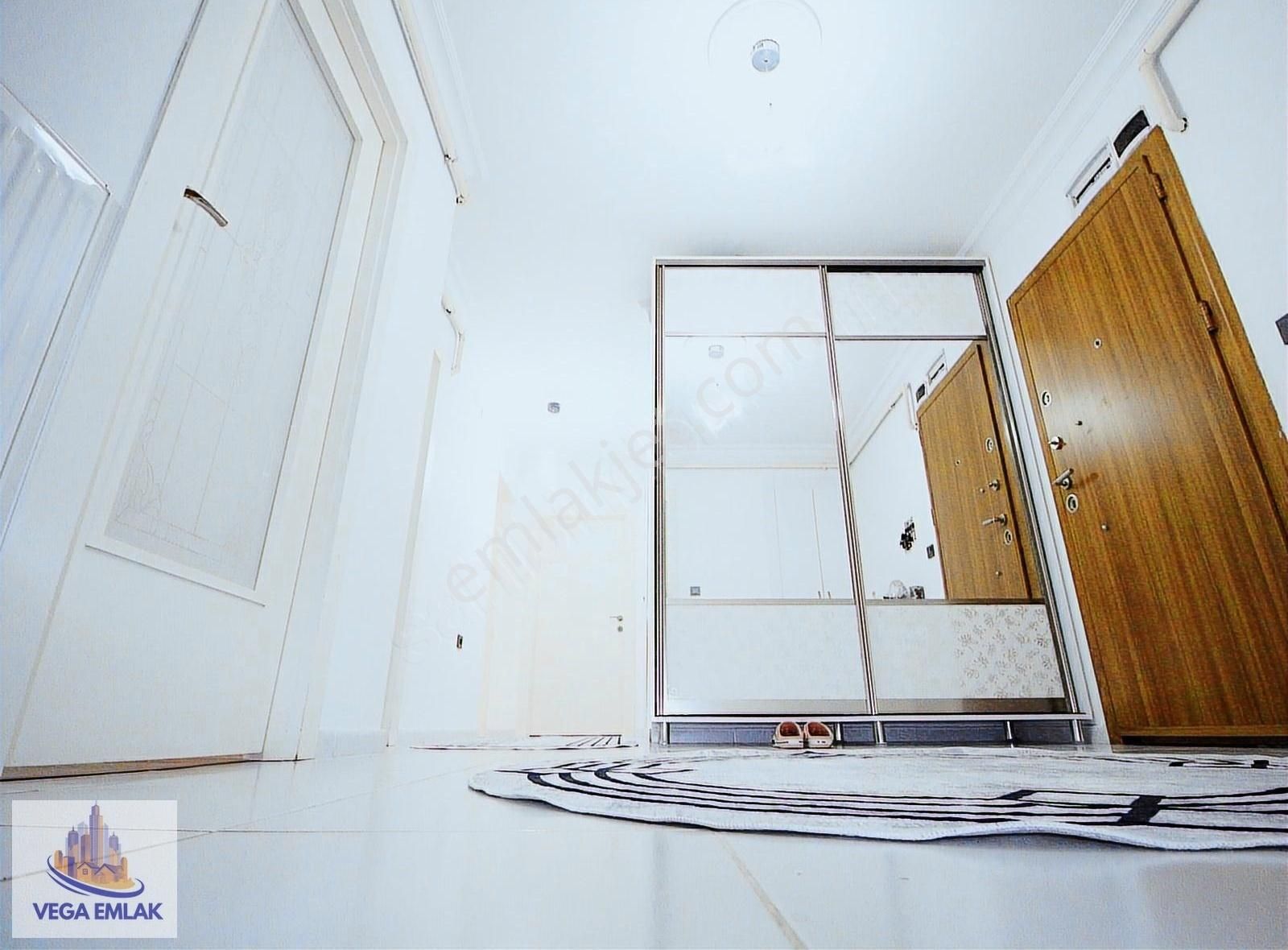 Vega Emlak'tan Protokole Yakın Merkezi Konumda Full Daire - Görsel 27