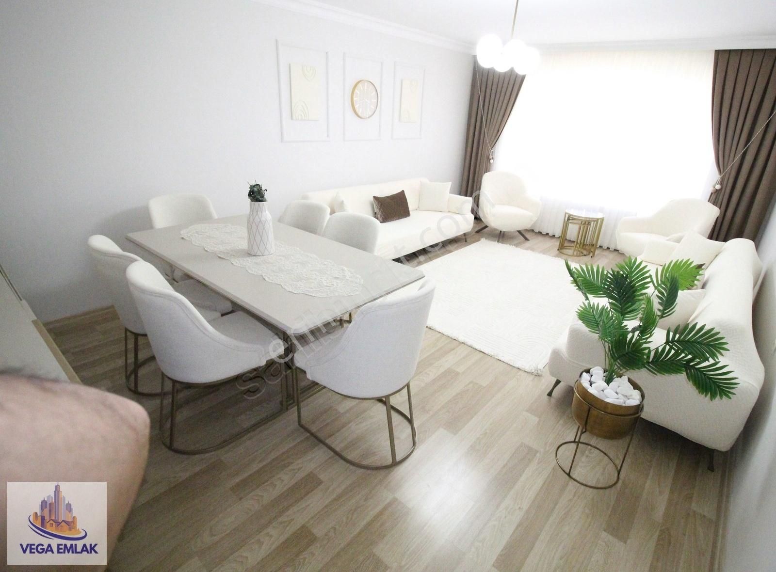 Vega Emlak'tan Protokole Yakın Merkezi Konumda Full Daire - Görsel 7