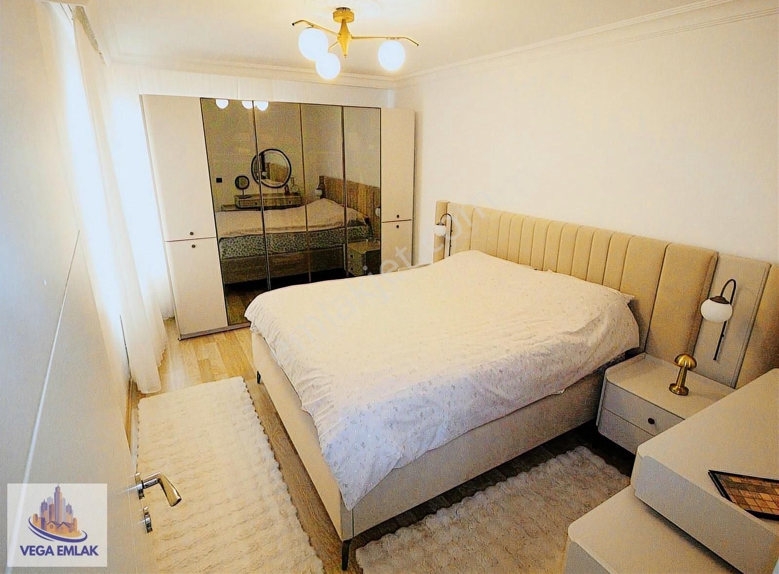 Vega Emlak'tan Protokole Yakın Merkezi Konumda Full Daire - Görsel 15