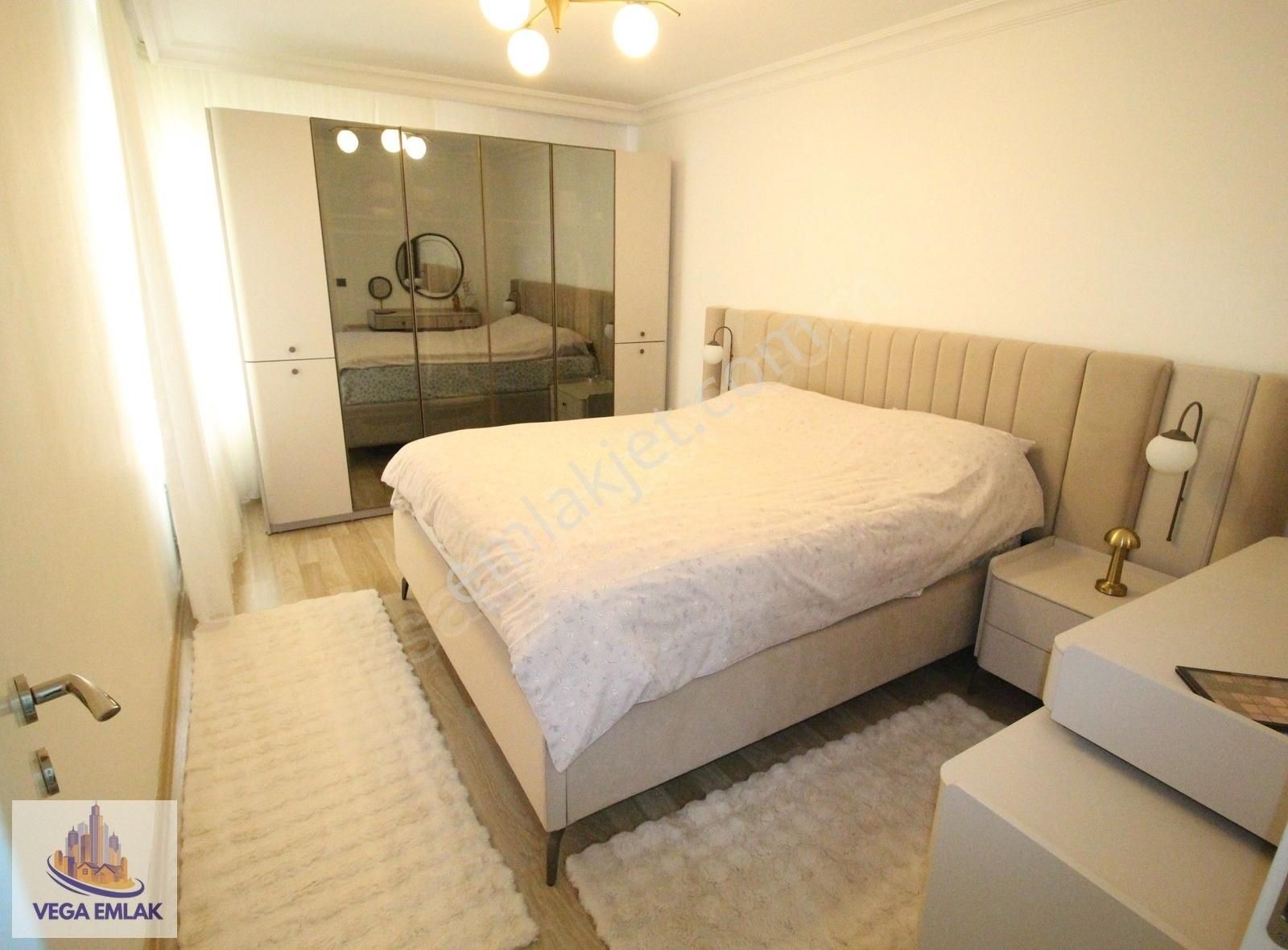 Vega Emlak'tan Protokole Yakın Merkezi Konumda Full Daire - Görsel 35