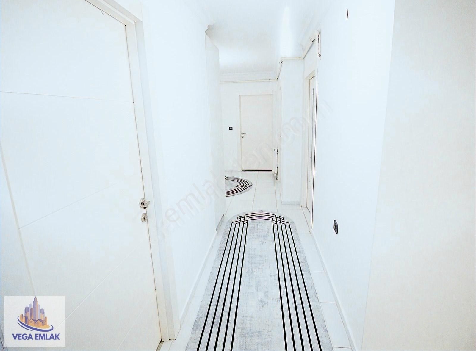 Vega Emlak'tan Protokole Yakın Merkezi Konumda Full Daire - Görsel 4