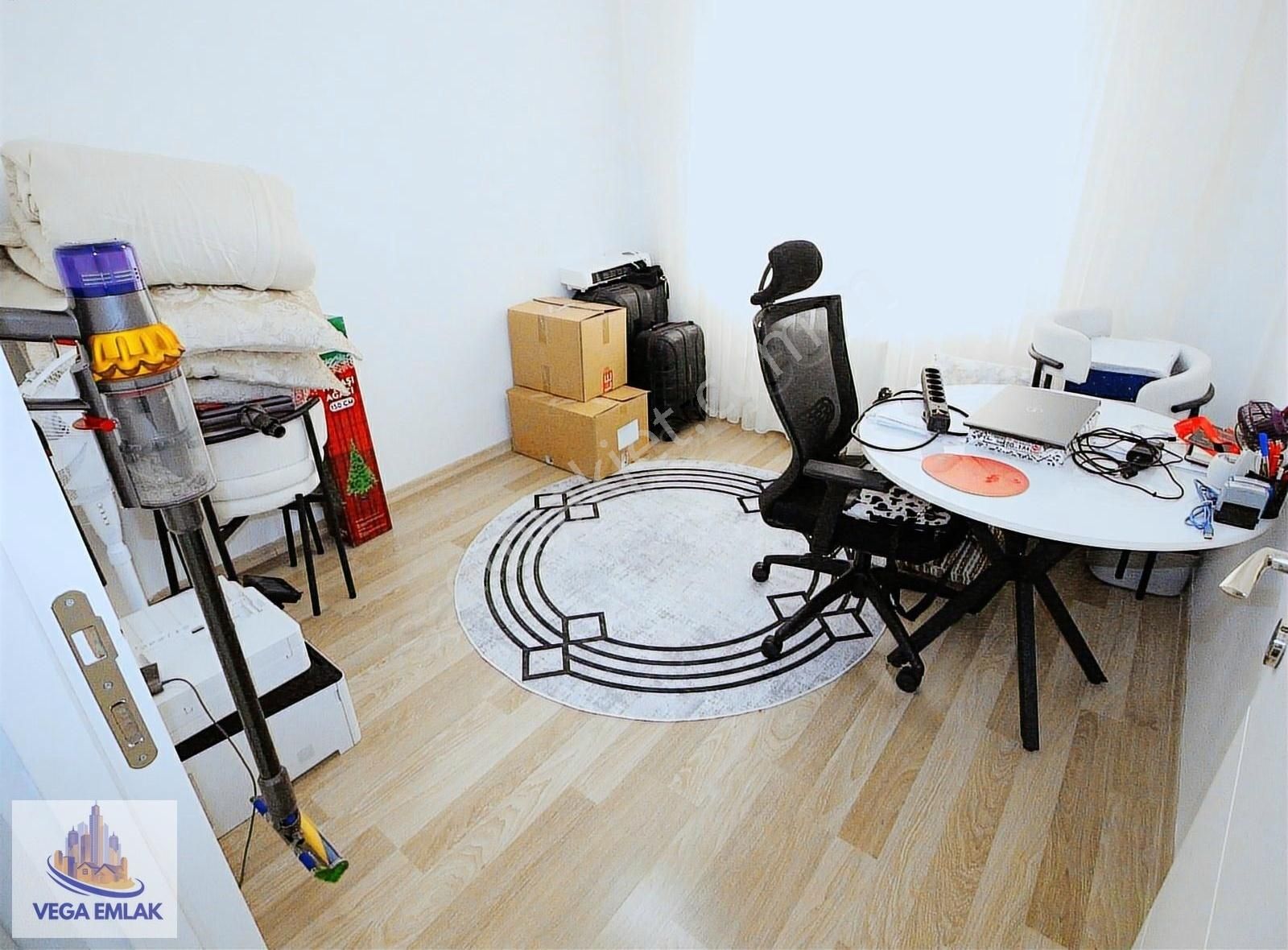 Vega Emlak'tan Protokole Yakın Merkezi Konumda Full Daire - Görsel 17