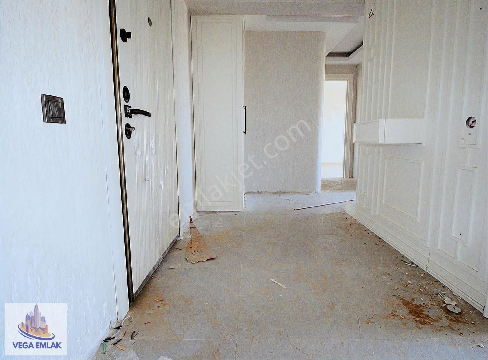 Vega Emlak'tan Eşsiz Manzaralı Protokol Yoluna Cephe Site Daires - Görsel 18