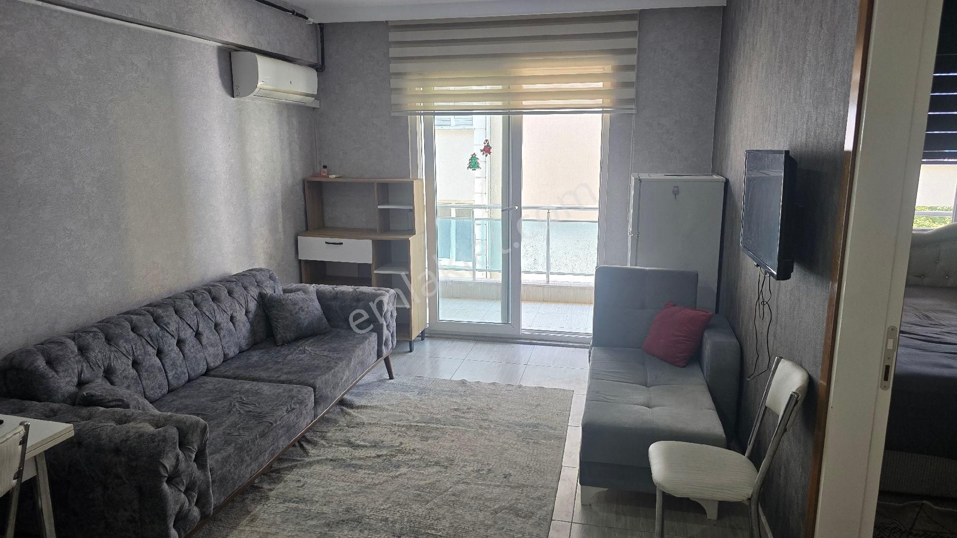 Asmalievlerde Kiralık Lüx 1+1 Apart