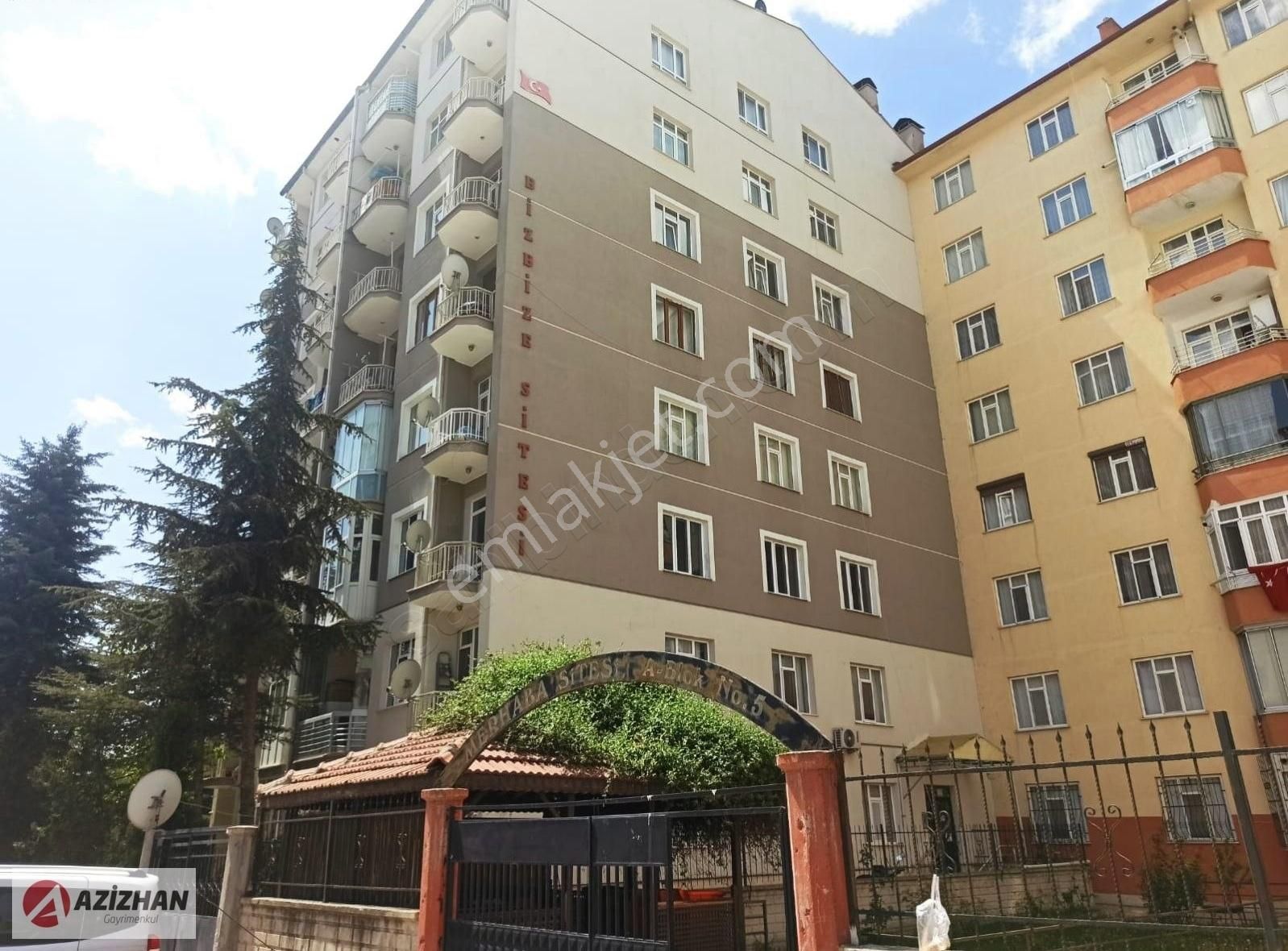 Barış Caddesine Yakın İçi Full Yapılı Satılık 2+1 Daire