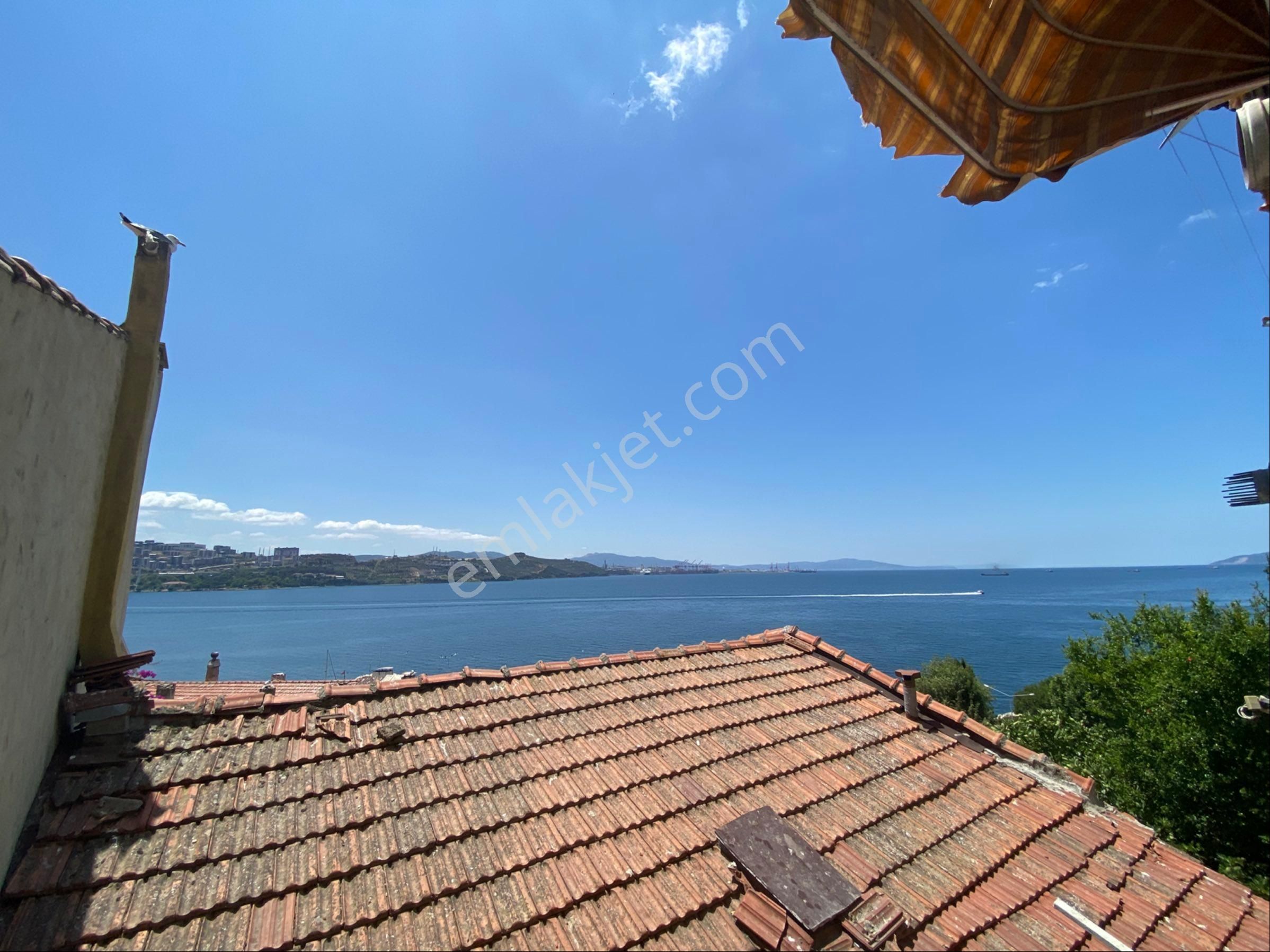 Fatihten Orhaniye Mah 2+1 90m2 1.kat Deniz Manzaralı Daire