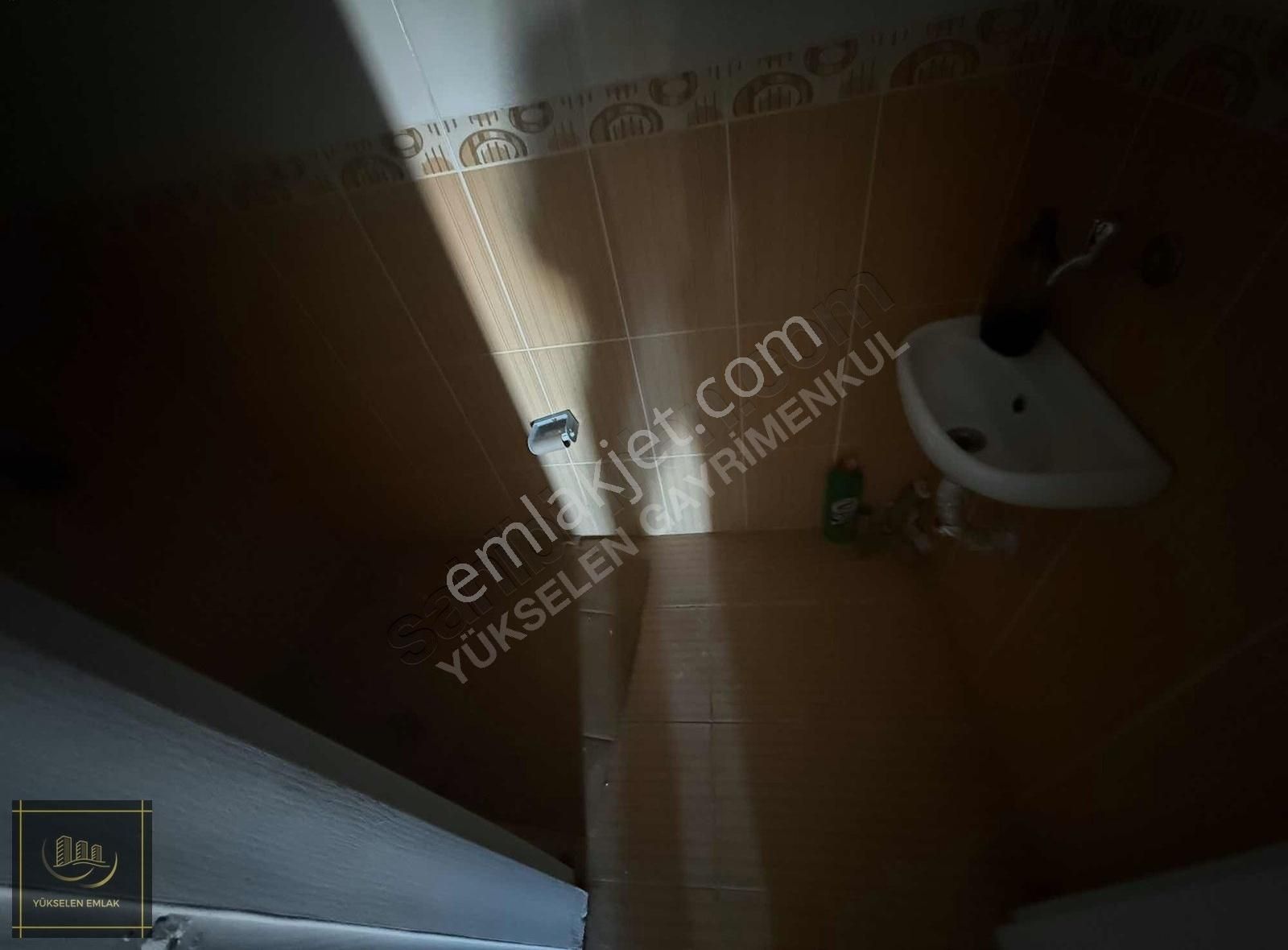 Kiralık Daire Karapürçek Uçaklıpark Yanı Caddeye Yakın 3.kat 3+1