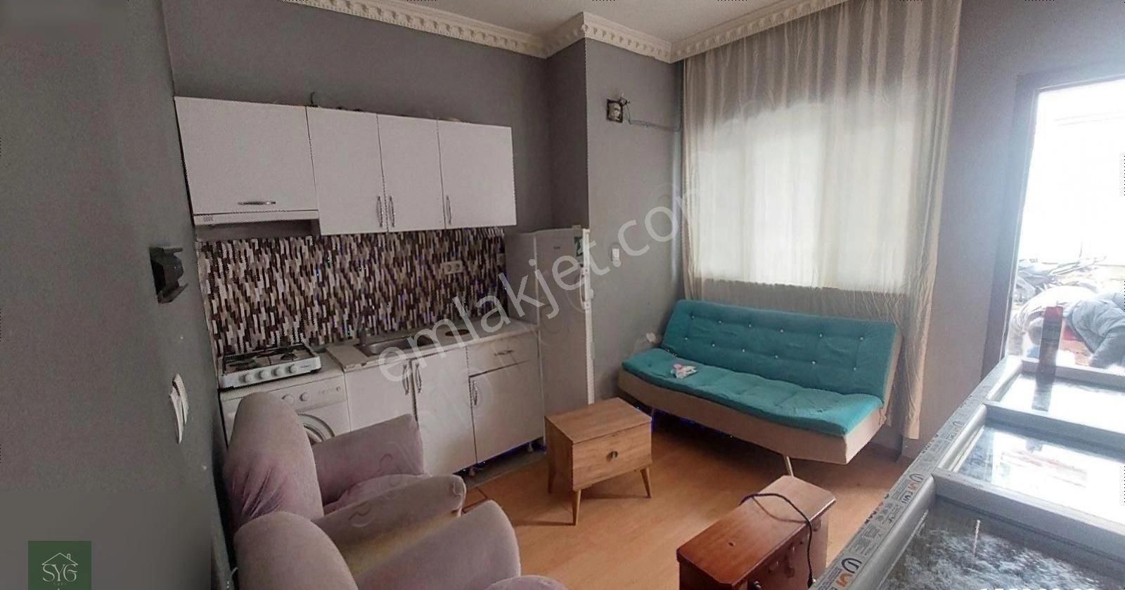 1+0 Esyalı Daire
