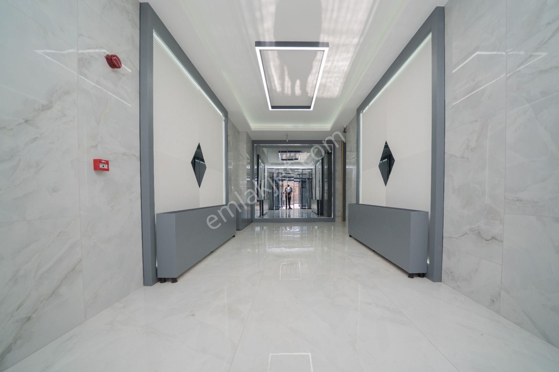 Cb Zenith | Yıldırım Beyazıt Mahallesinde 3+1 Sıfır Daire