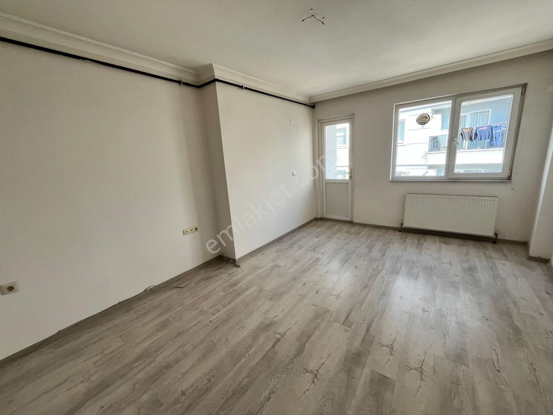 Bahar Emlak'tan 2+1 Eşyasız Kiralık Daire