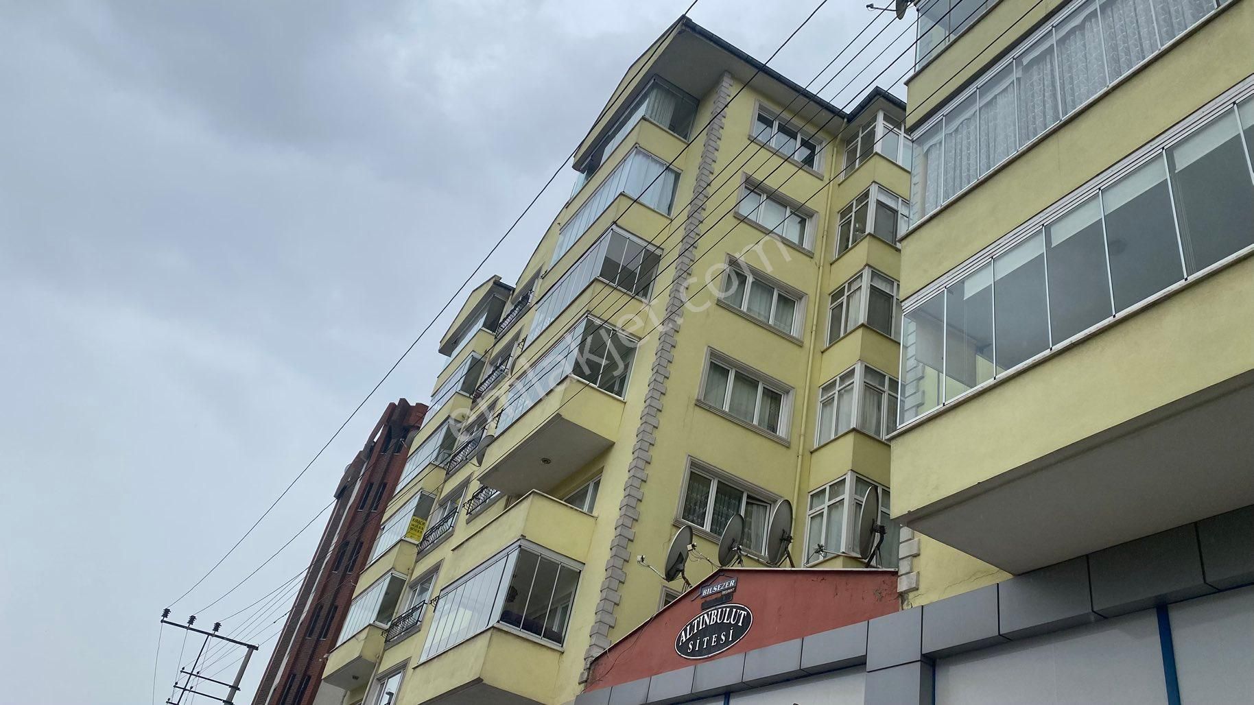 Candaroğlları İlkokul Yanında 3+1 Kiralık Daire