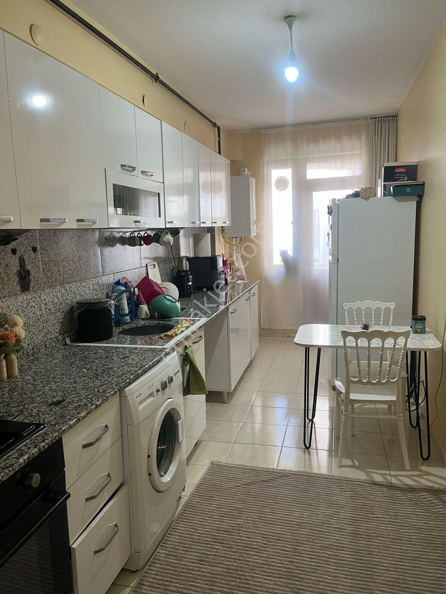 Zafer Mahallesinde Satılık 2+1 Daire