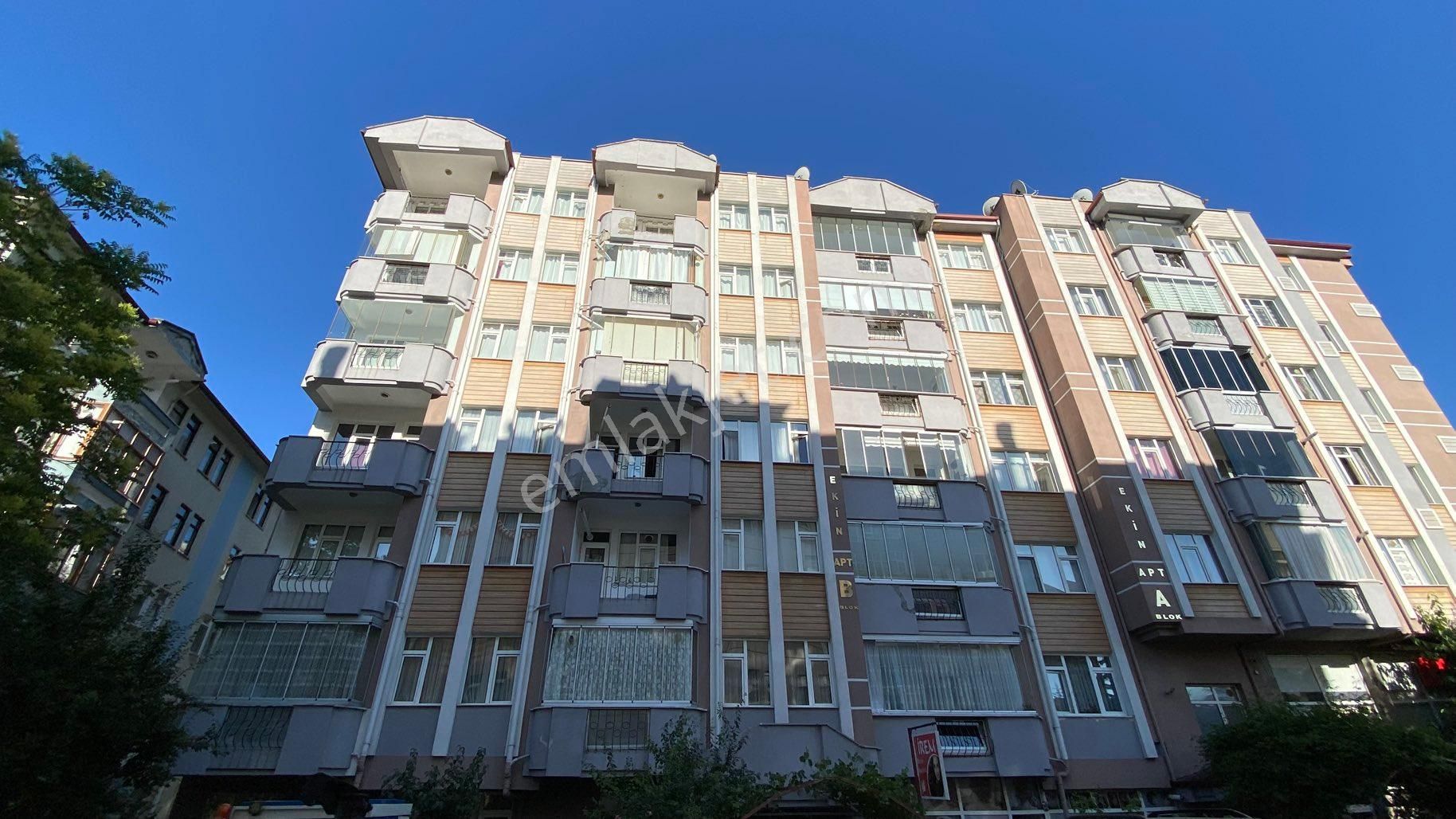 Eski Eğitim Fakültesi Yanında 3+1 Kiralık Daire