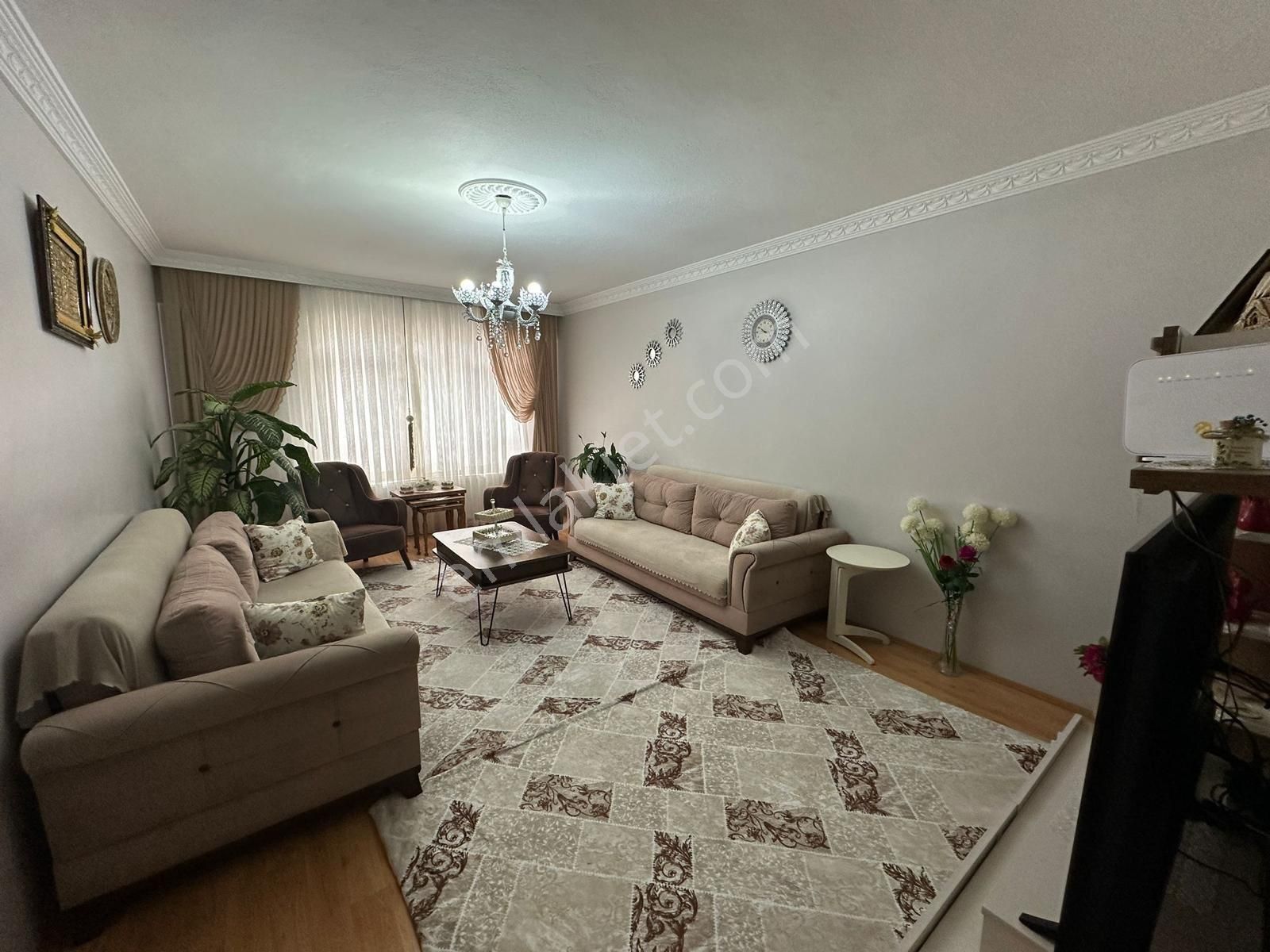 Marka Gayrimenkulden 3+1 Cadde Üstü Daire