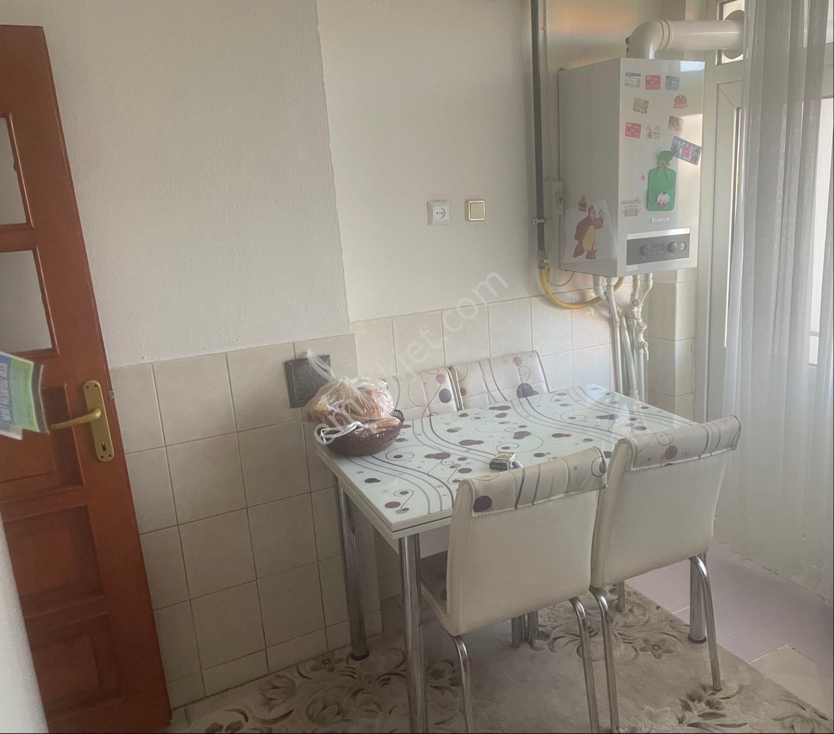 Gazi Caddesi'nde 2+1 Satılık Daire - Görsel 3