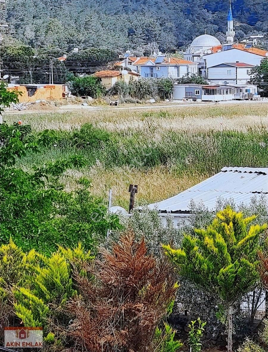 Menderes Ahmetbeyli'de Çok Uygun Villa