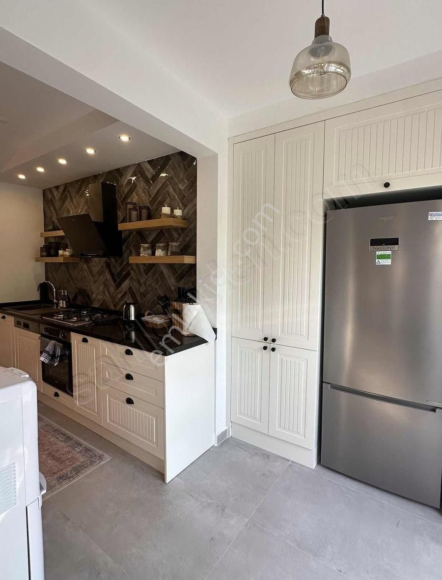 Denize 300 Adım Yenilenmiş Eşyalı Daire - Görsel 10