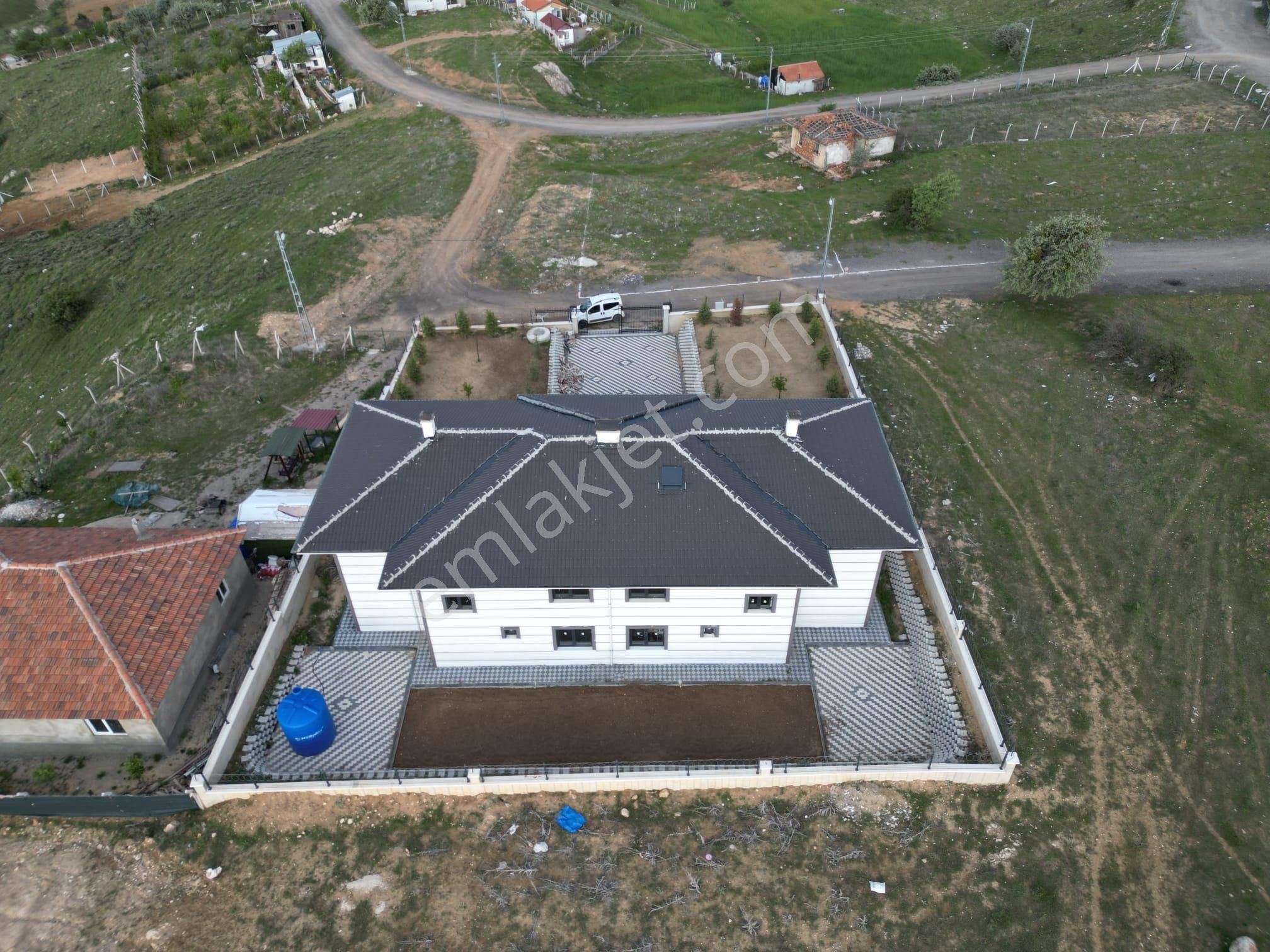 Daha Güzeli Yok! Bağlum Karşıyakada İskanlı 400 M2 İkiz Villa 1017 M2 Açık Alan Satılık Villa