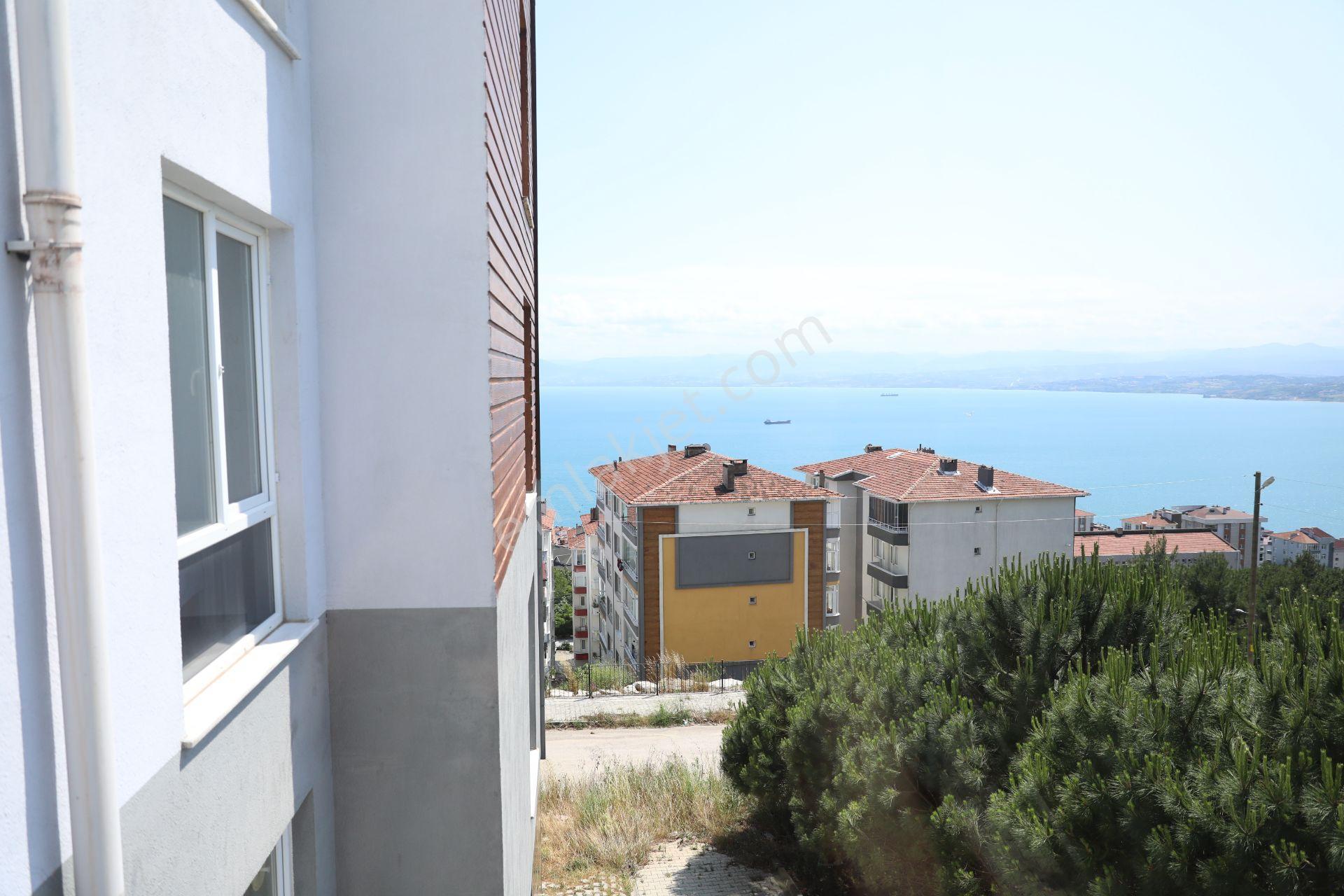 Sinop,ada Mahallesi 3 Oda 1 Salon, 145 M2 Satılık Daire