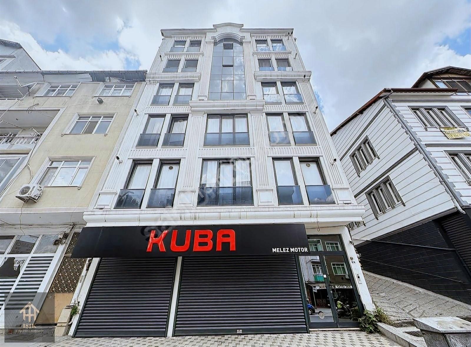 Turan Güneş Caddesi Üzeri Kiralık 1+1 Asansörlü Eşyalı Daire