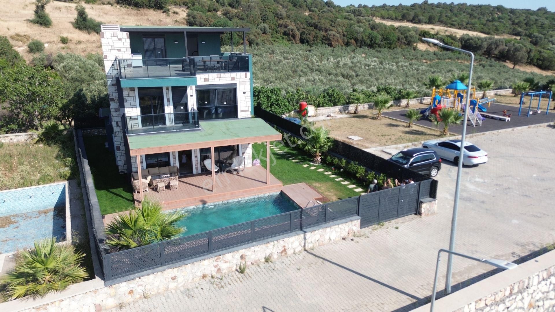 Turyap Foça'dan Reva Konaklarında Satılık Ultra Lüks 4+1 Villa - Görsel 6