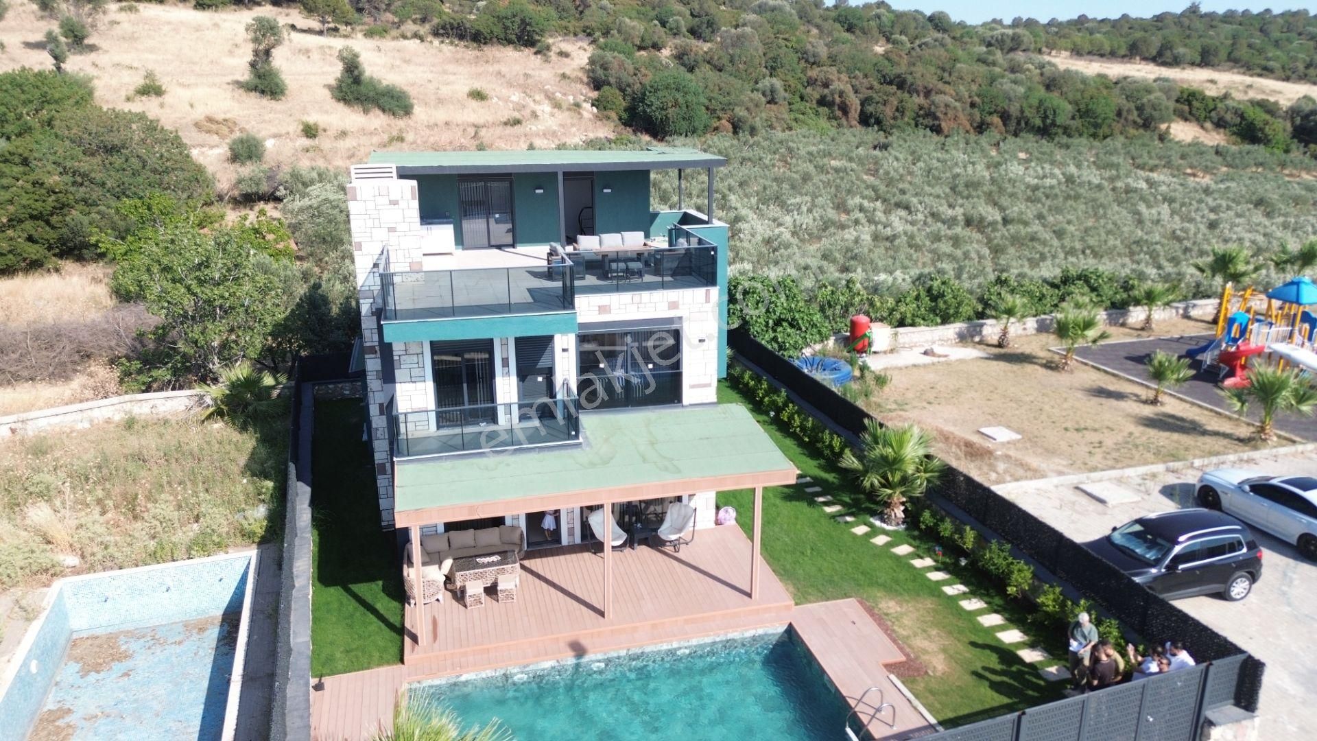 Turyap Foça'dan Reva Konaklarında Satılık Ultra Lüks 4+1 Villa - Görsel 5