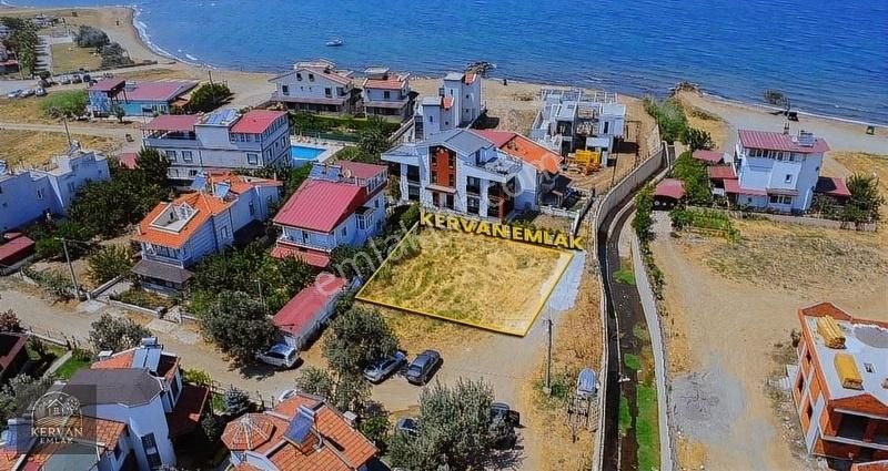 Kervandan Pelitköy Sahilde Denize 100mt Satılık Arsa