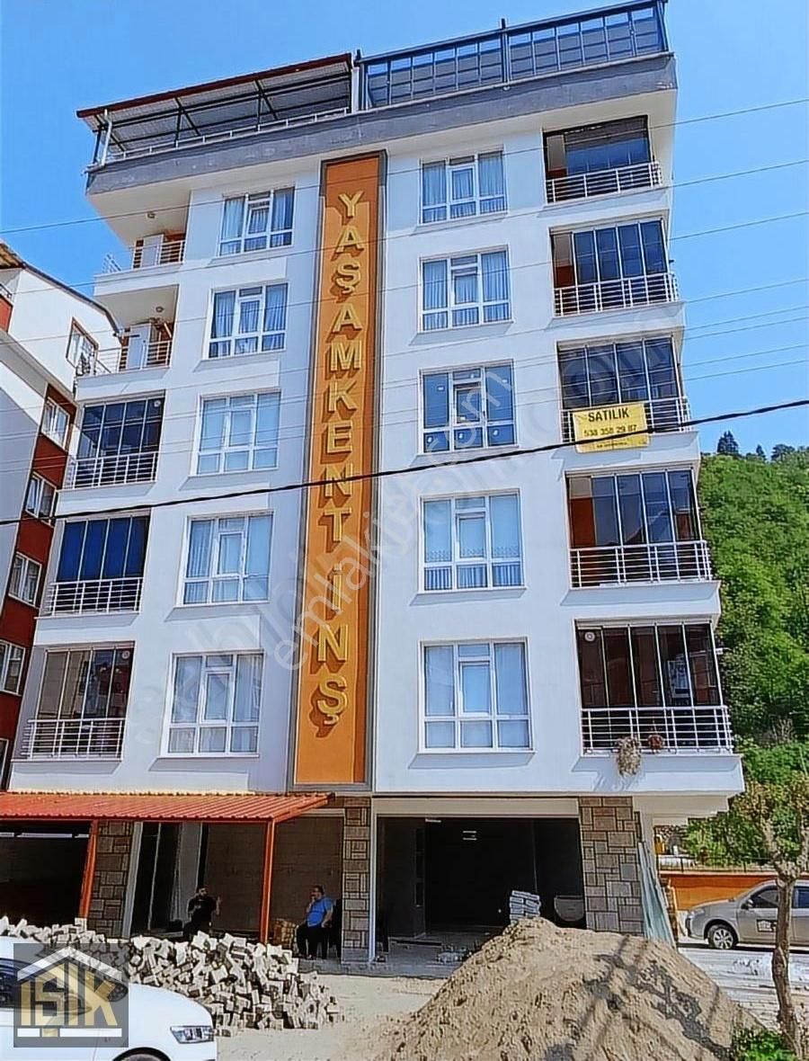 Işık/aksu Sahilde Yaşamkent Apt. Satılık 2+1 Lüks Daire