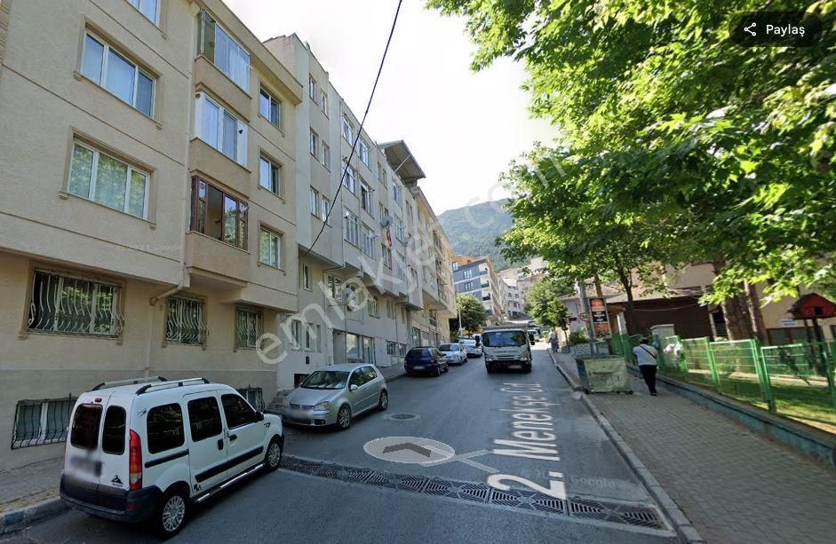 Teferrüç Parkı Karşısında,ara Kat Geniş 2+1 Satılık Daire!