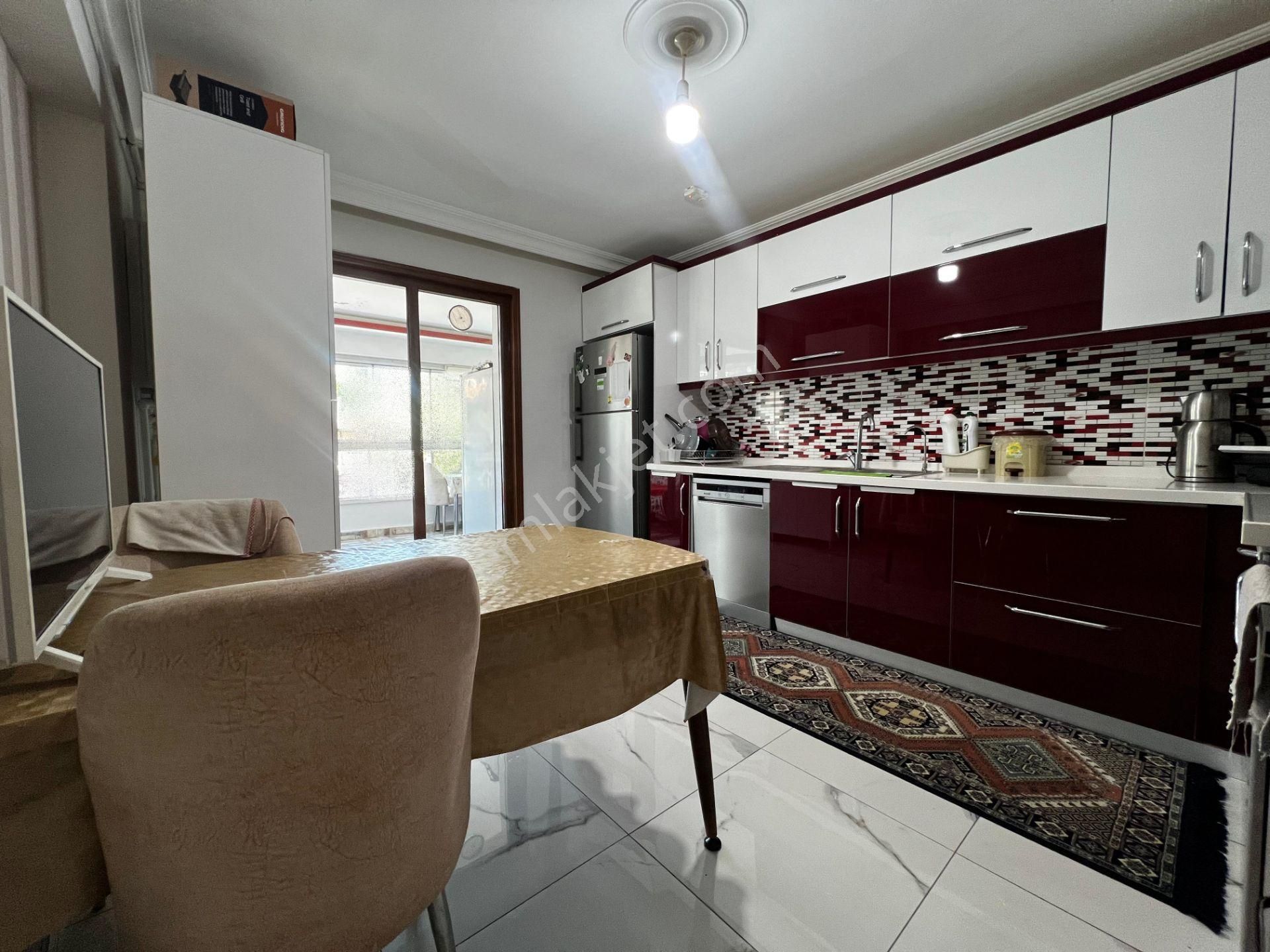 ▅▆▇başkent*güven▇▆▅ana Cad Üzeri Ara Kat Teras Balkonlu 3+1