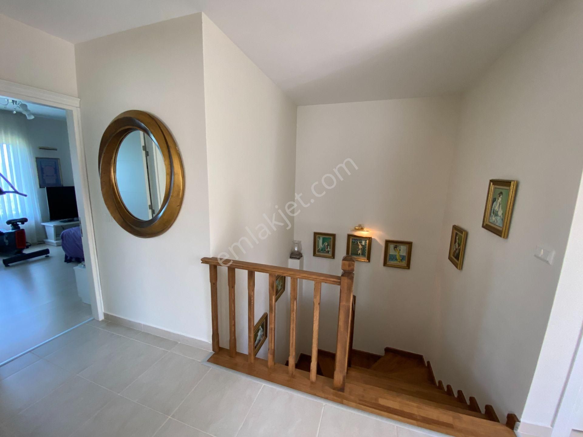 Kartepe Park Sitesinde Eşyalı Ve Mobilyalı Kiralık Müstakil Bahçeli Villa - Görsel 25