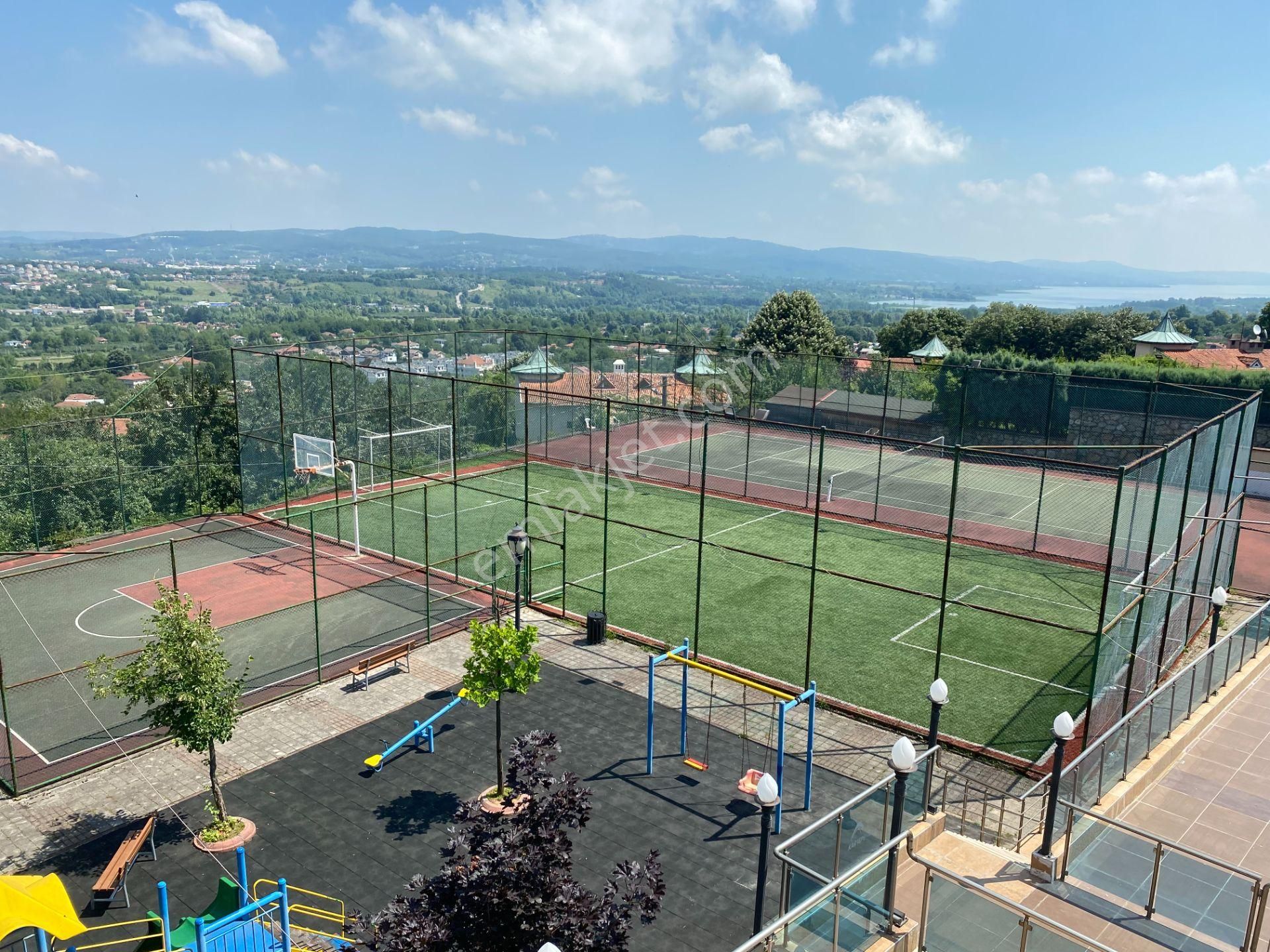 Kartepe Park Sitesinde Eşyalı Ve Mobilyalı Kiralık Müstakil Bahçeli Villa - Görsel 31