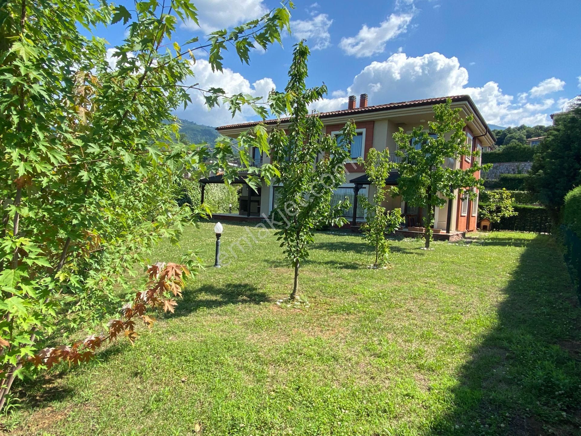 Kartepe Park Sitesinde Eşyalı Ve Mobilyalı Kiralık Müstakil Bahçeli Villa - Görsel 5