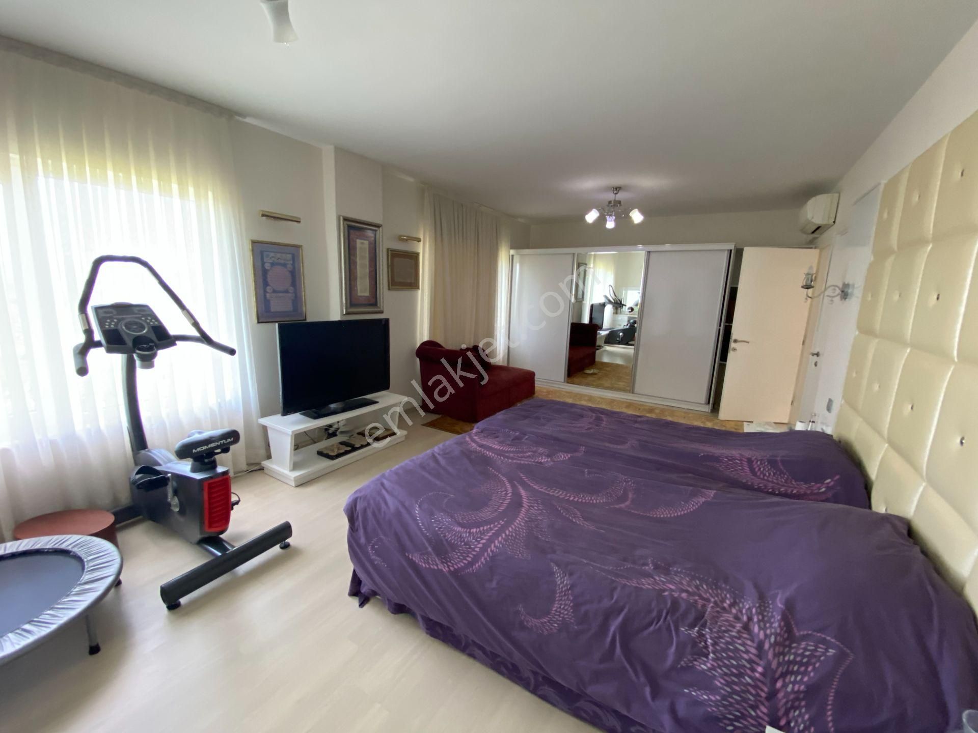 Kartepe Park Sitesinde Eşyalı Ve Mobilyalı Kiralık Müstakil Bahçeli Villa - Görsel 21