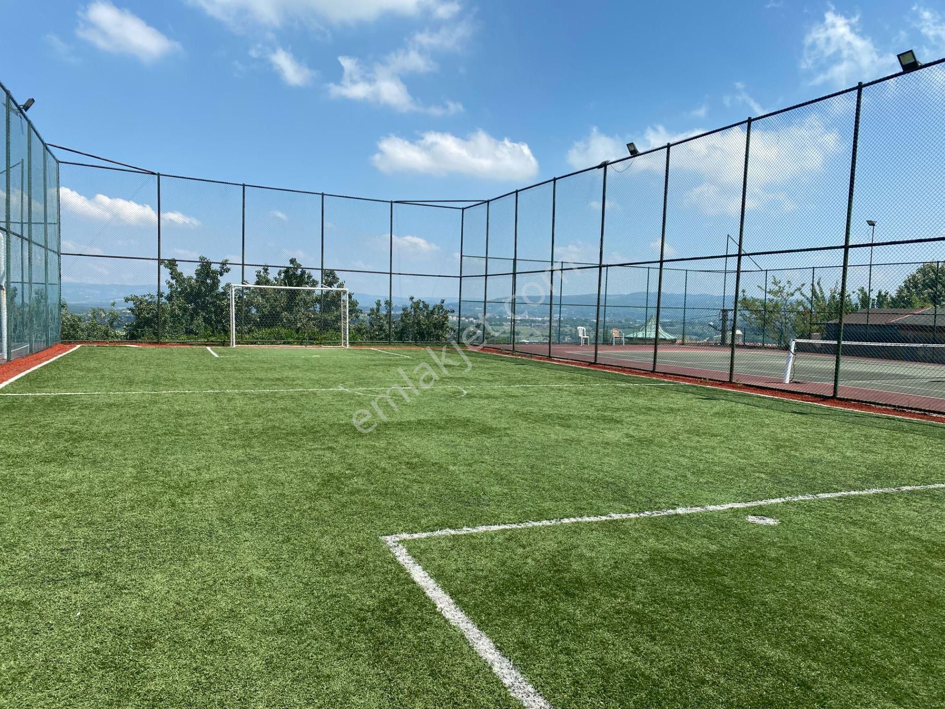 Kartepe Park Sitesinde Eşyalı Ve Mobilyalı Kiralık Müstakil Bahçeli Villa - Görsel 35