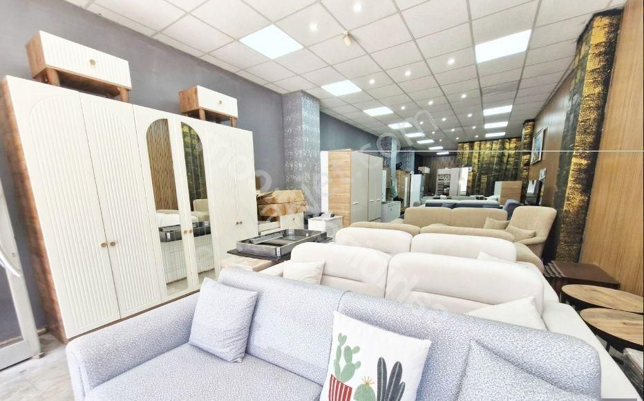 Yenibosnada Cadde Üzeri Kiralık Dükkan Köşe Başı