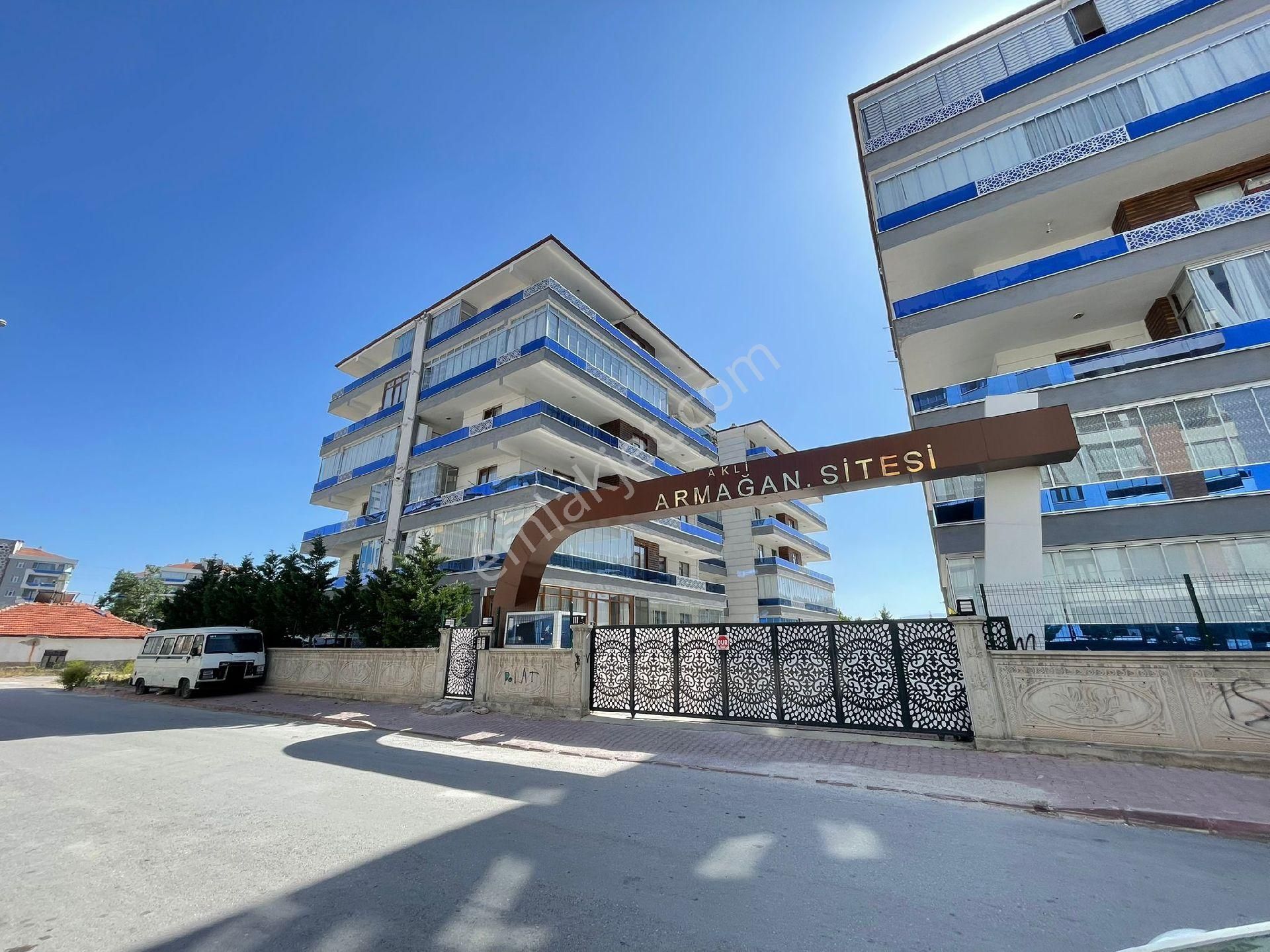 Geniş Balkonlu Satılık 3+1 Yüksek Giriş Daire