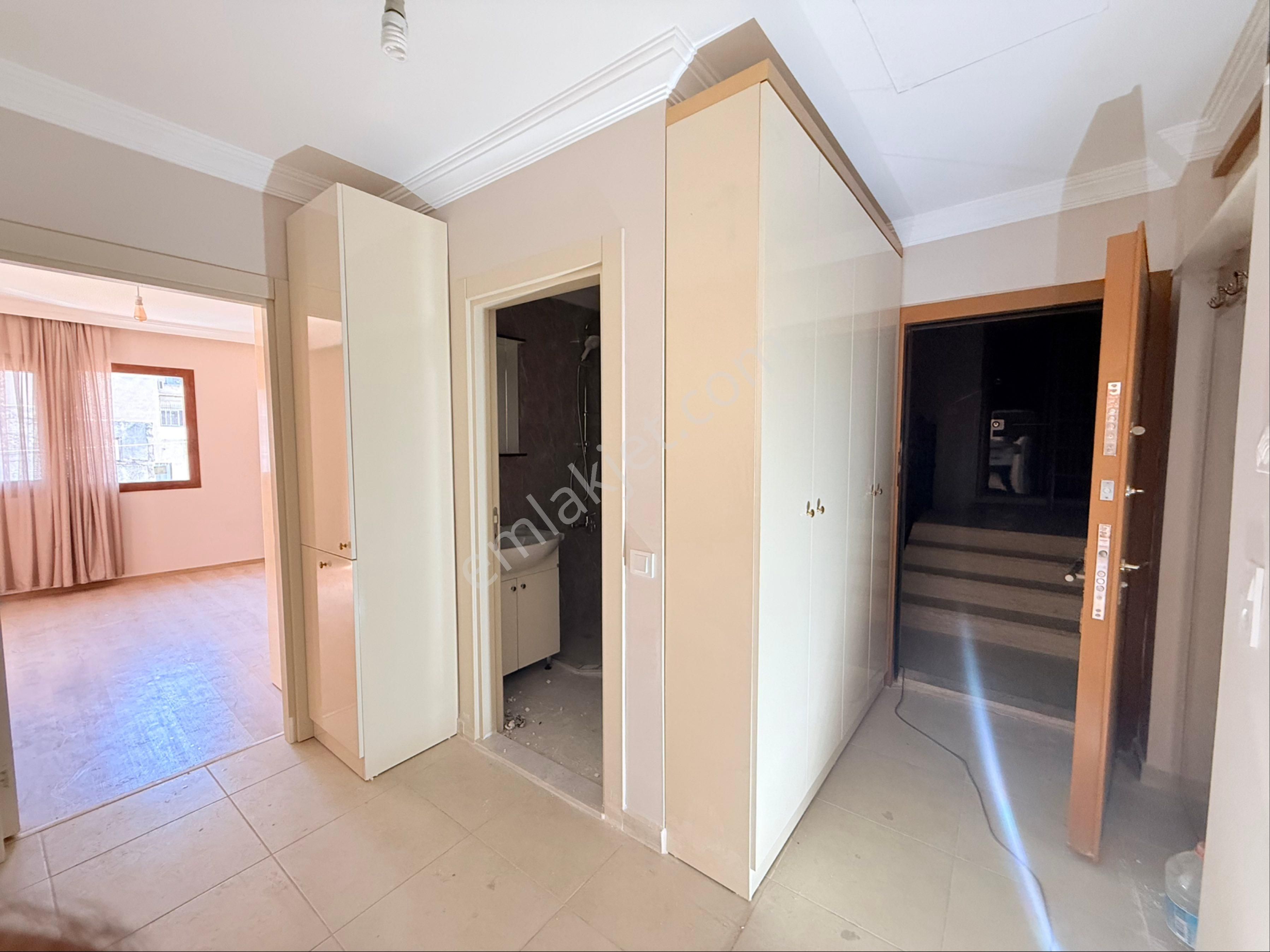 Arveden Mersin Merkez'de Kiralık Komple Bina - Görsel 9