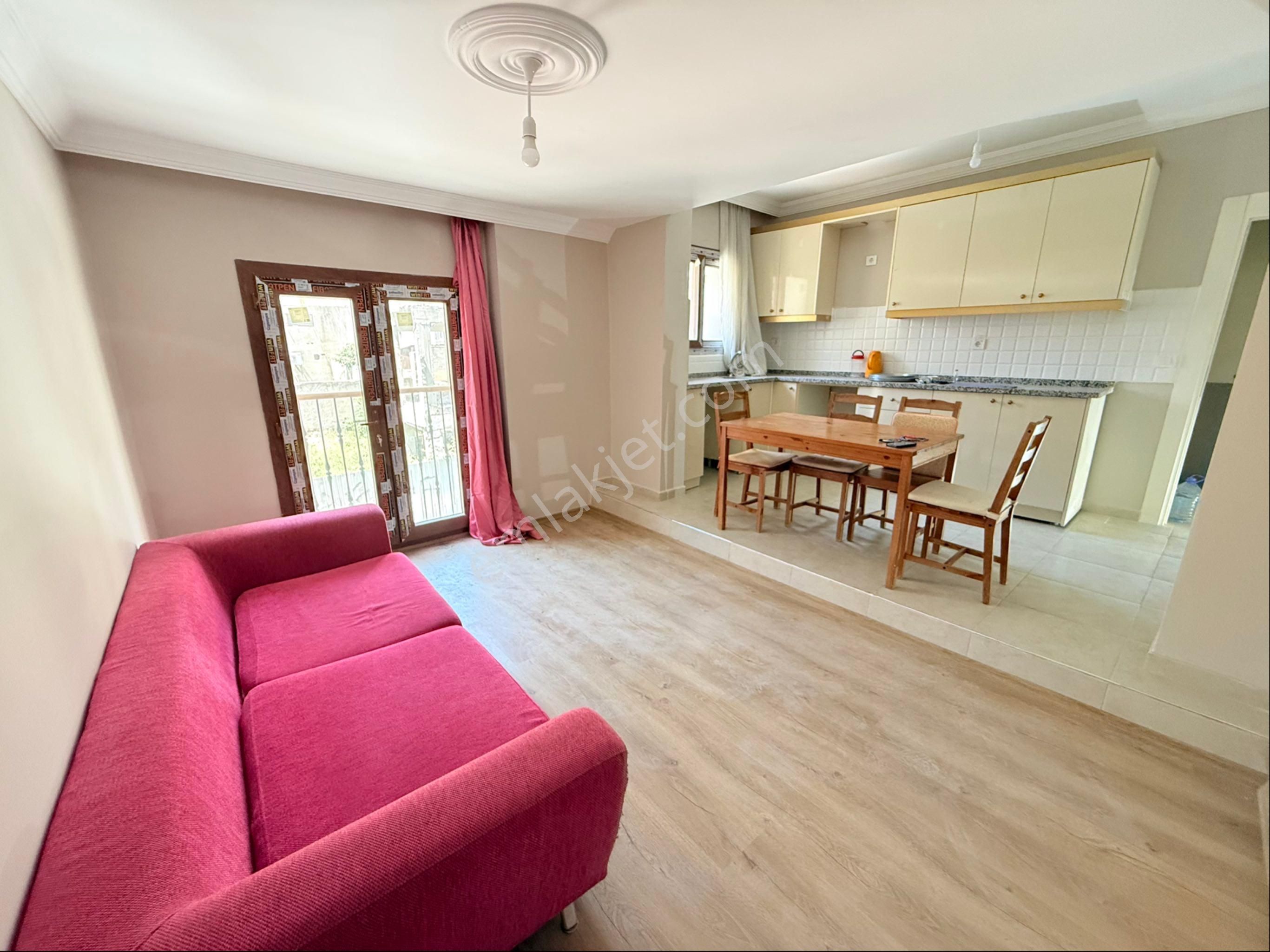 Arveden Mersin Merkez'de Kiralık Komple Bina - Görsel 24