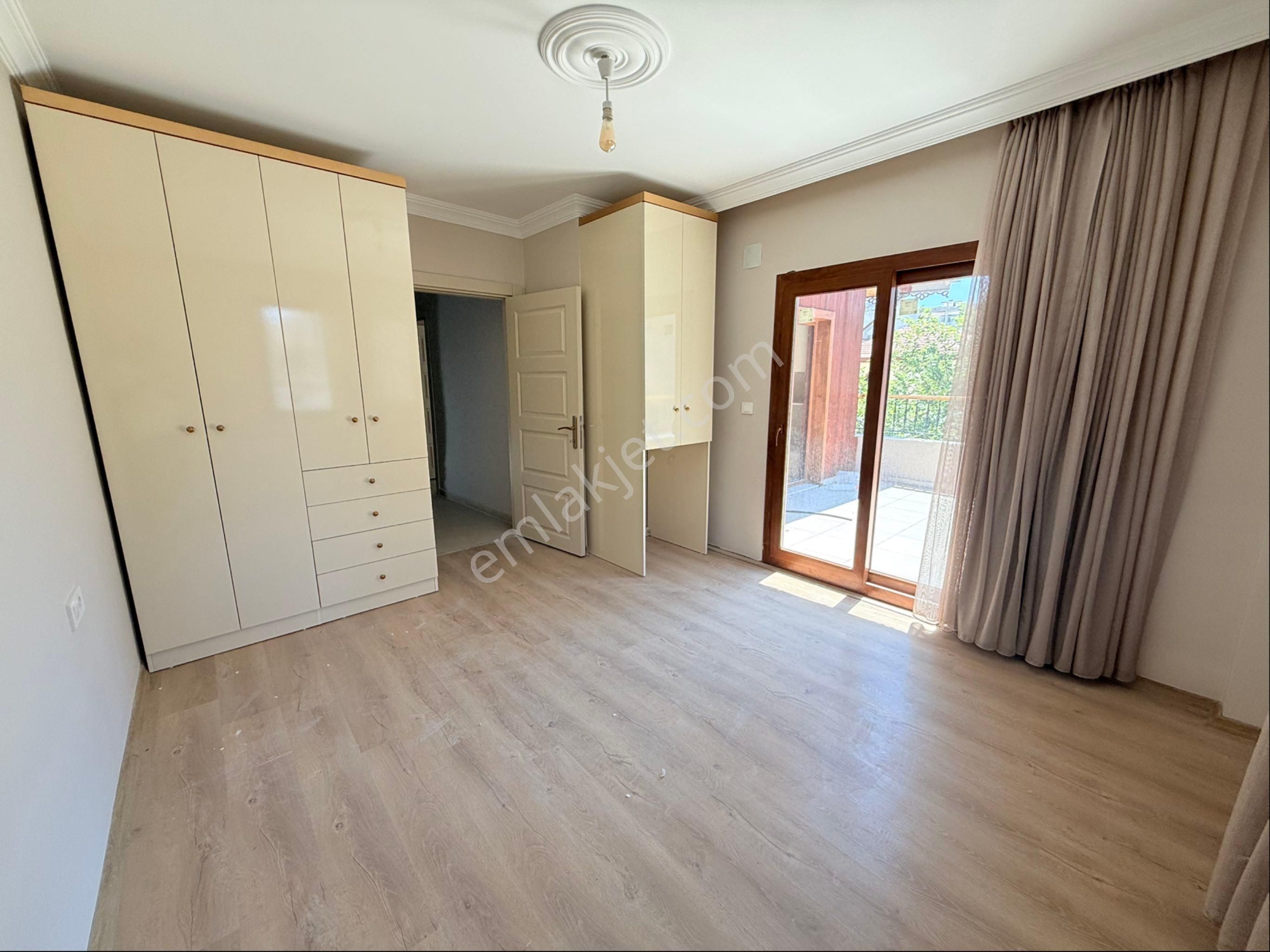 Arveden Mersin Merkez'de Kiralık Komple Bina - Görsel 13