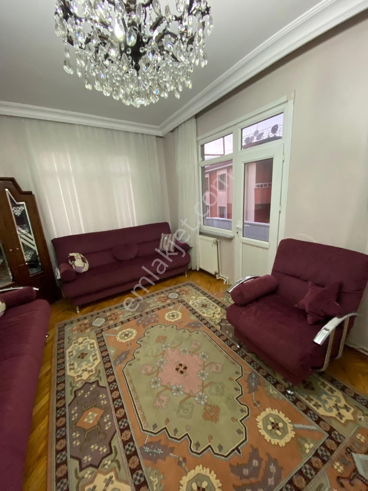 Esenler Menderesde Kiralık 3+1 Eşyalı Daire