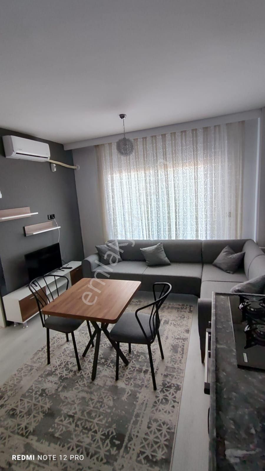 Çarkıparede Stadyuma Yakın 1+1 Sıfır Ful Eşyalı Kiralık Daire