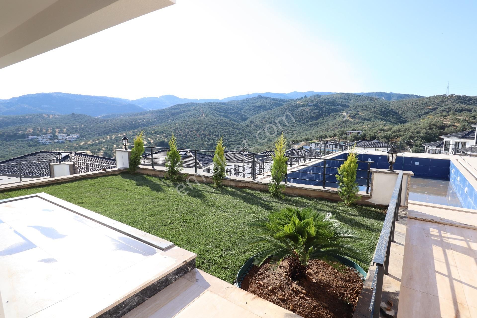 Mahmut İşler'den Satılık Ful Deniz Manzaralı Müstakil Villa - Görsel 10