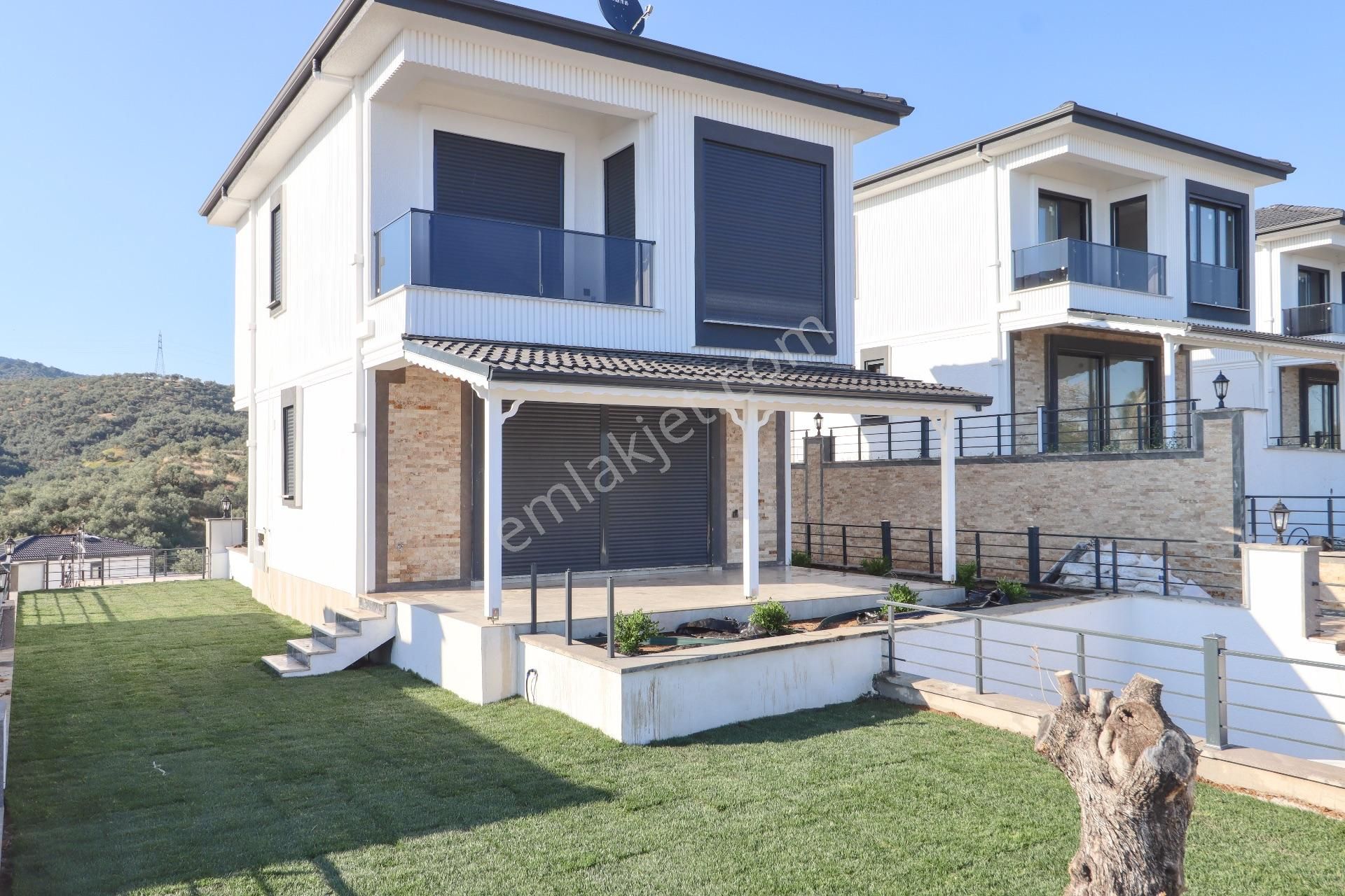 Mahmut İşler'den Satılık Ful Deniz Manzaralı Müstakil Villa - Görsel 3