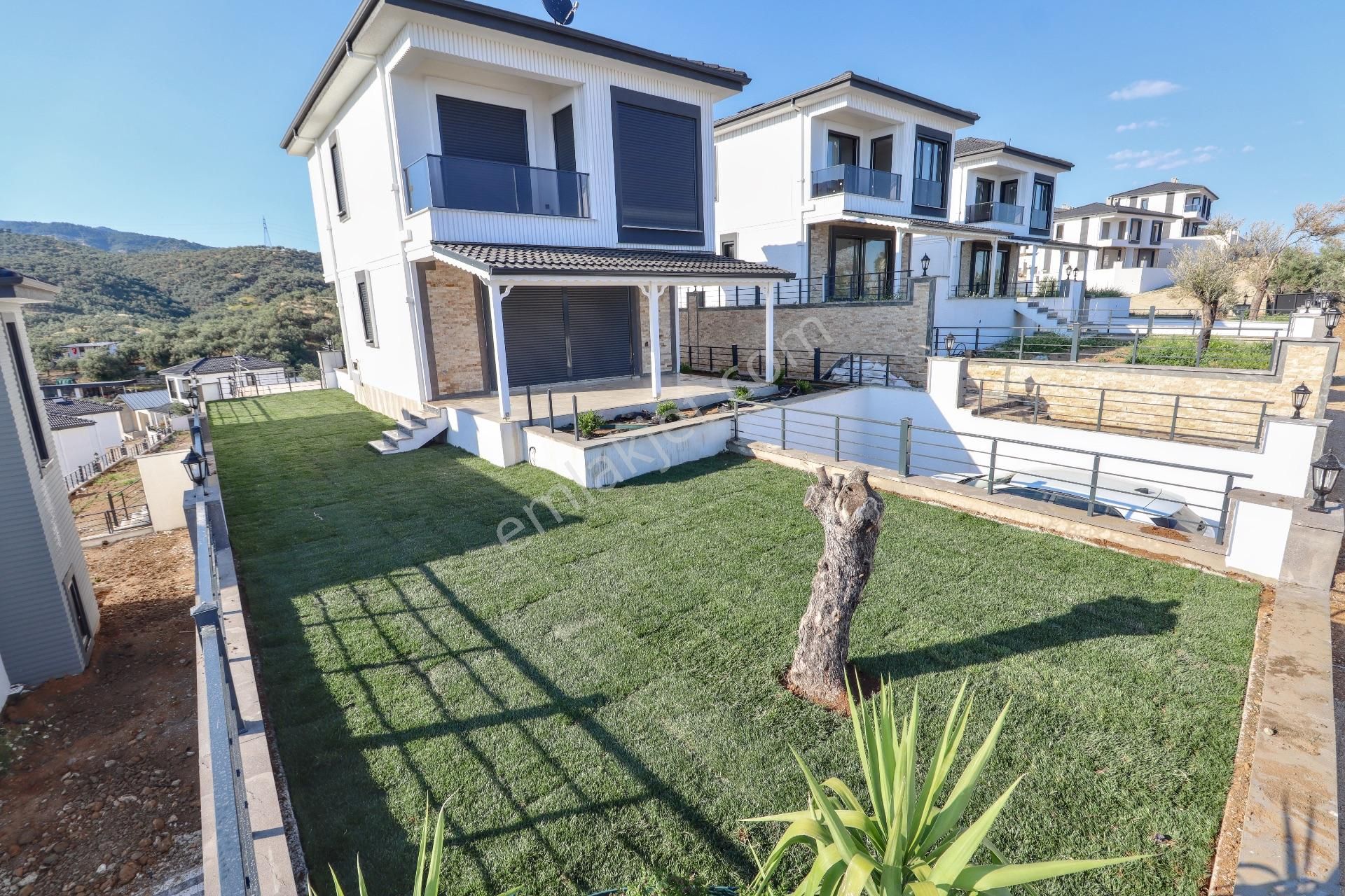 Mahmut İşler'den Satılık Ful Deniz Manzaralı Müstakil Villa - Görsel 21