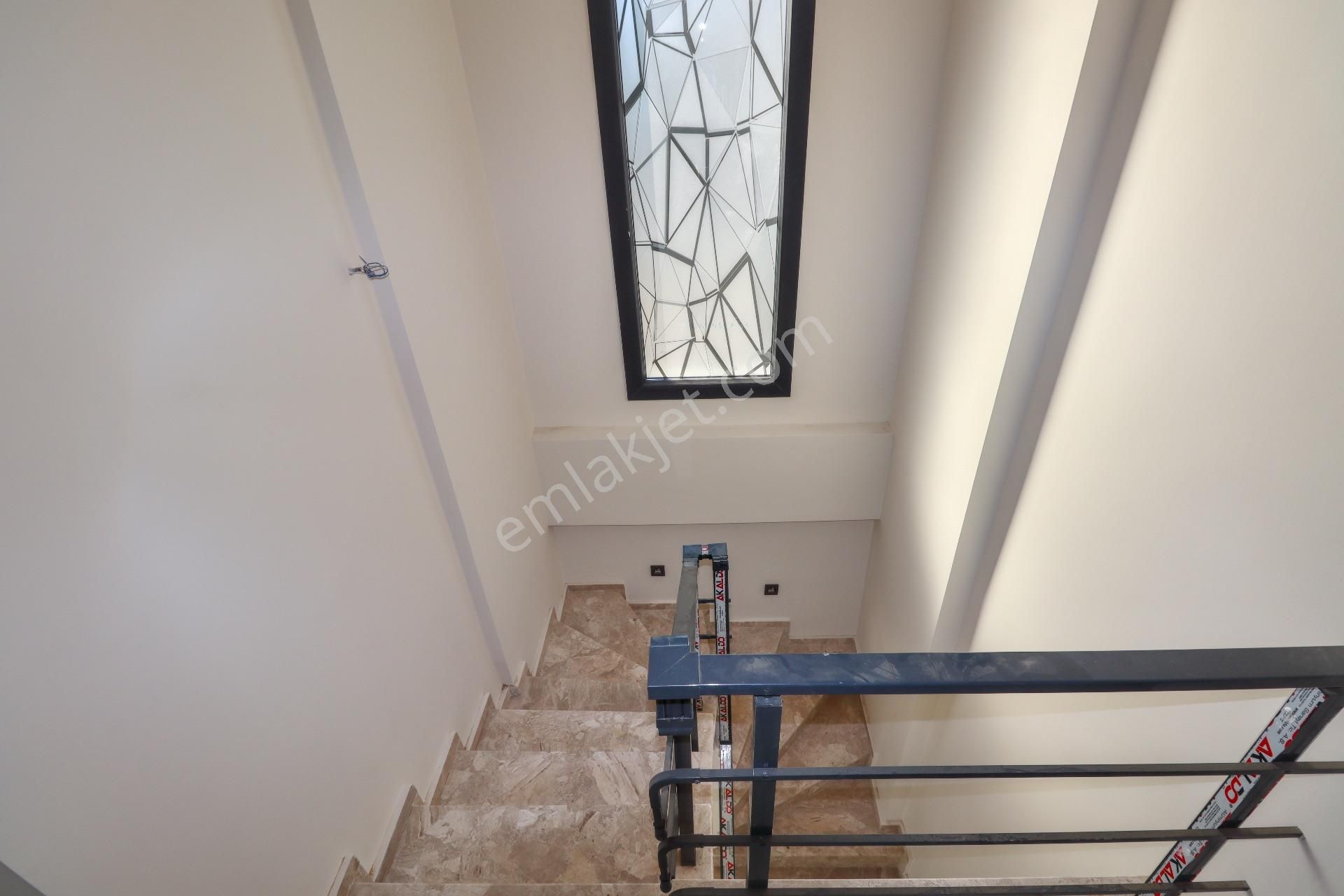 Mahmut İşler'den Satılık Ful Deniz Manzaralı Müstakil Villa - Görsel 35