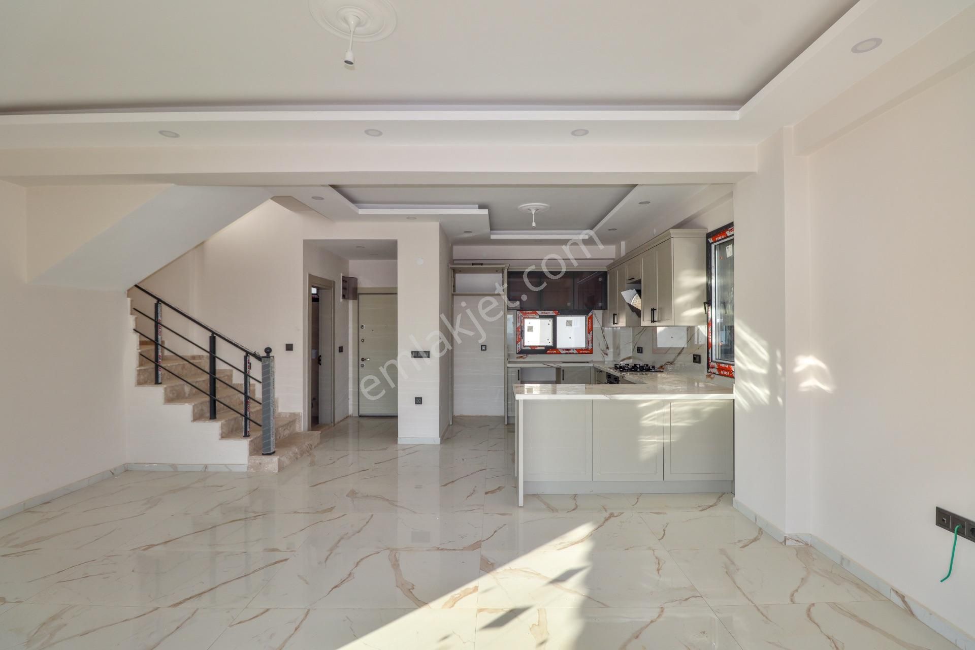 Mahmut İşler'den Satılık Ful Deniz Manzaralı Müstakil Villa - Görsel 30