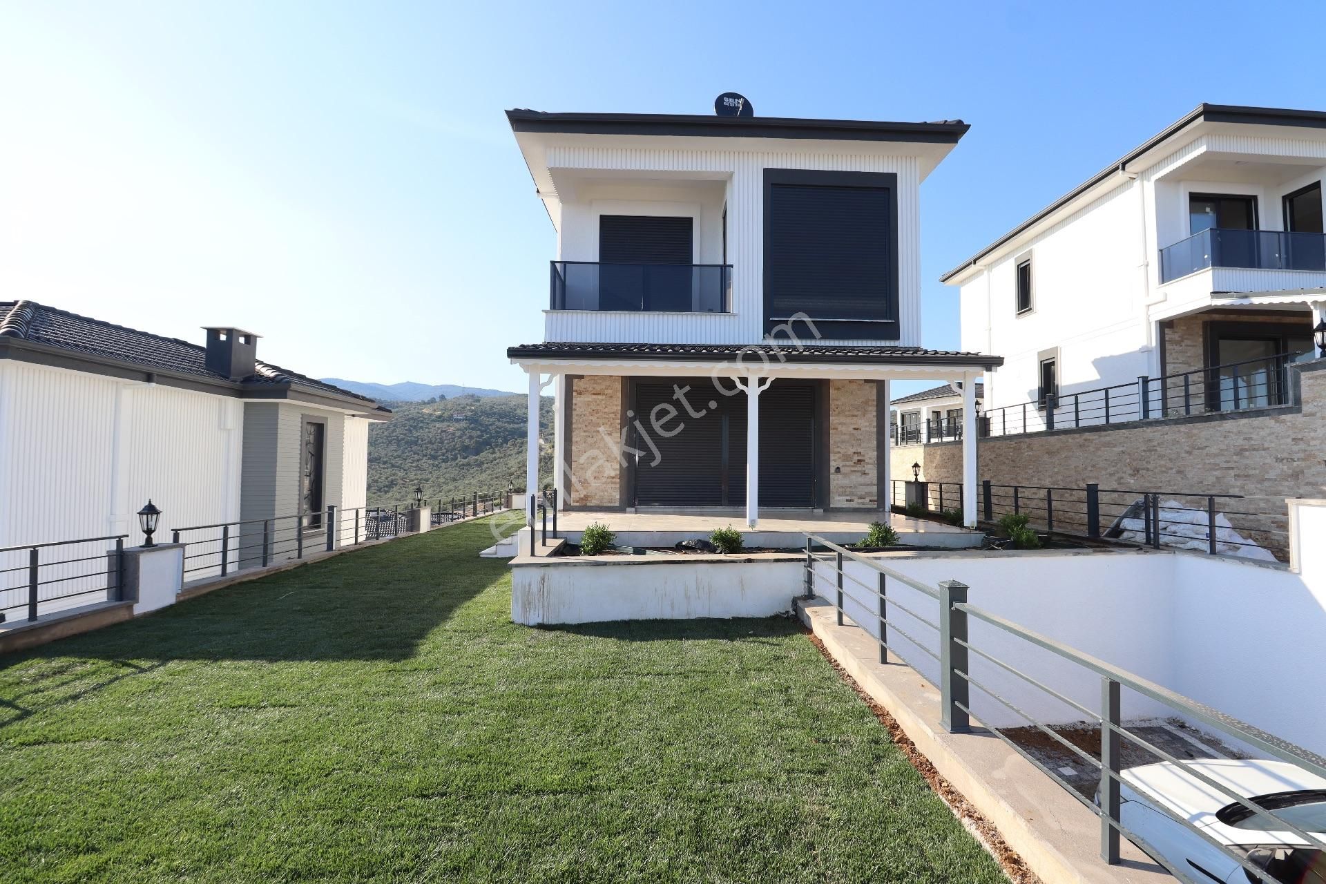 Mahmut İşler'den Satılık Ful Deniz Manzaralı Müstakil Villa - Görsel 22