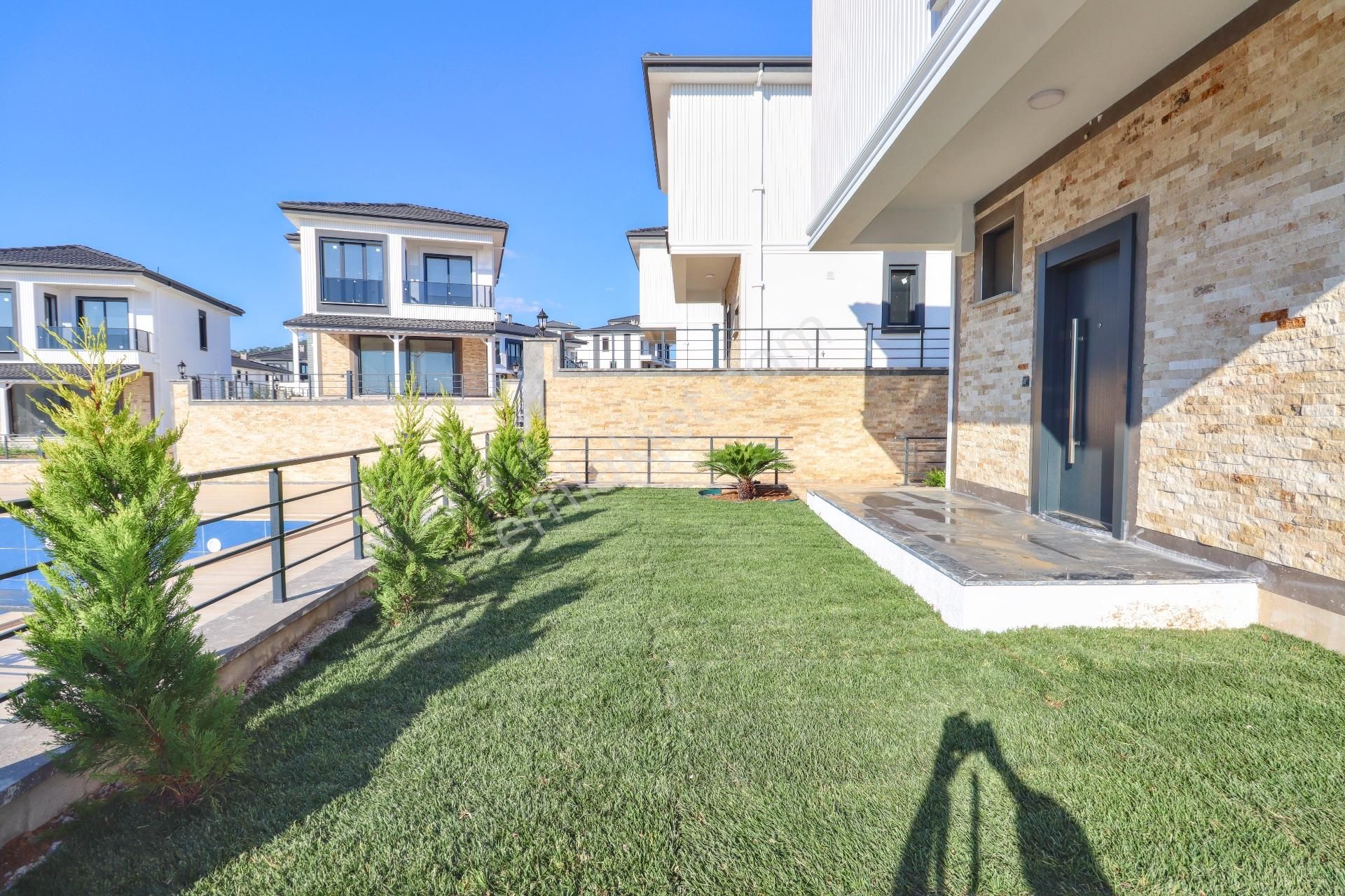 Mahmut İşler'den Satılık Ful Deniz Manzaralı Müstakil Villa - Görsel 14