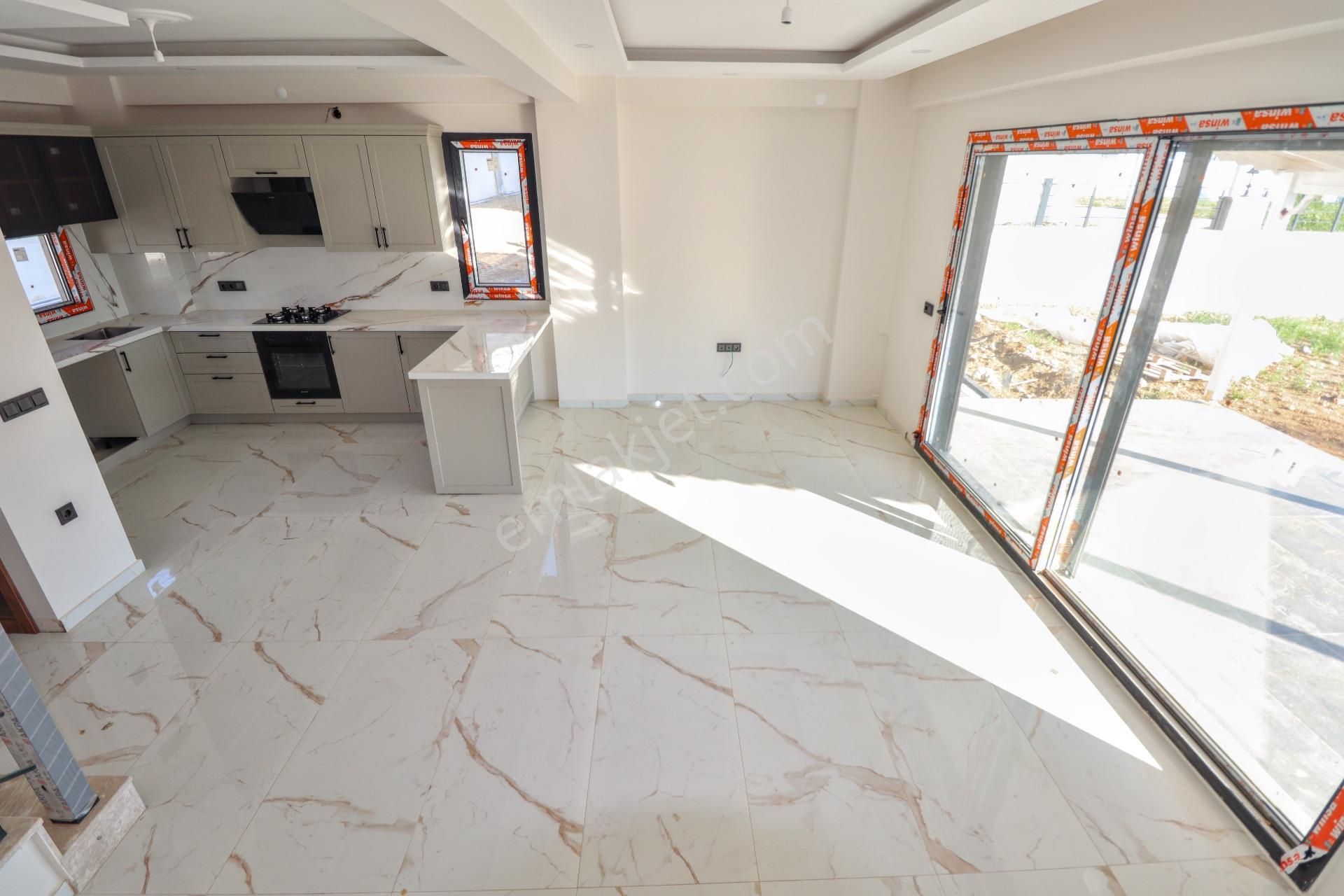 Mahmut İşler'den Satılık Ful Deniz Manzaralı Müstakil Villa - Görsel 27